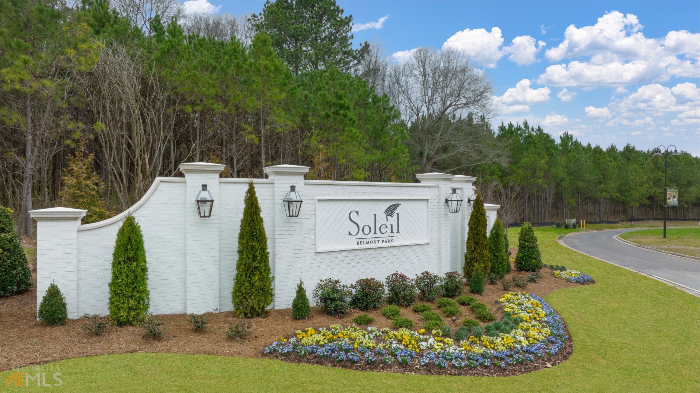 452 Southland Circle