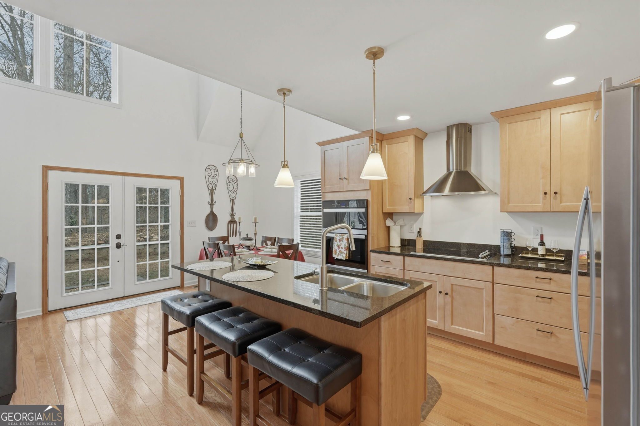 3812 James Ed Road