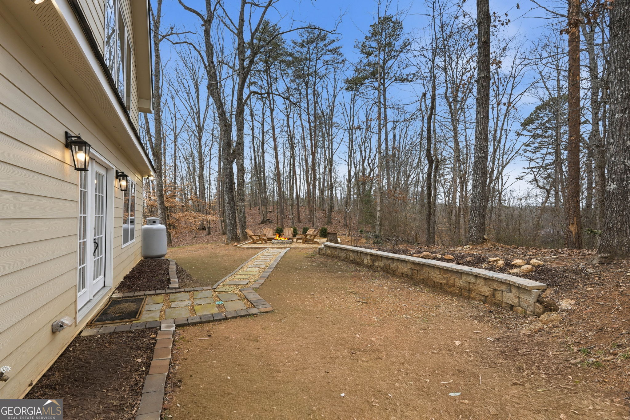 3812 James Ed Road