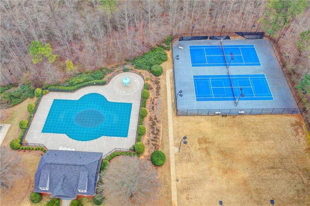 6770 Waveland Drive