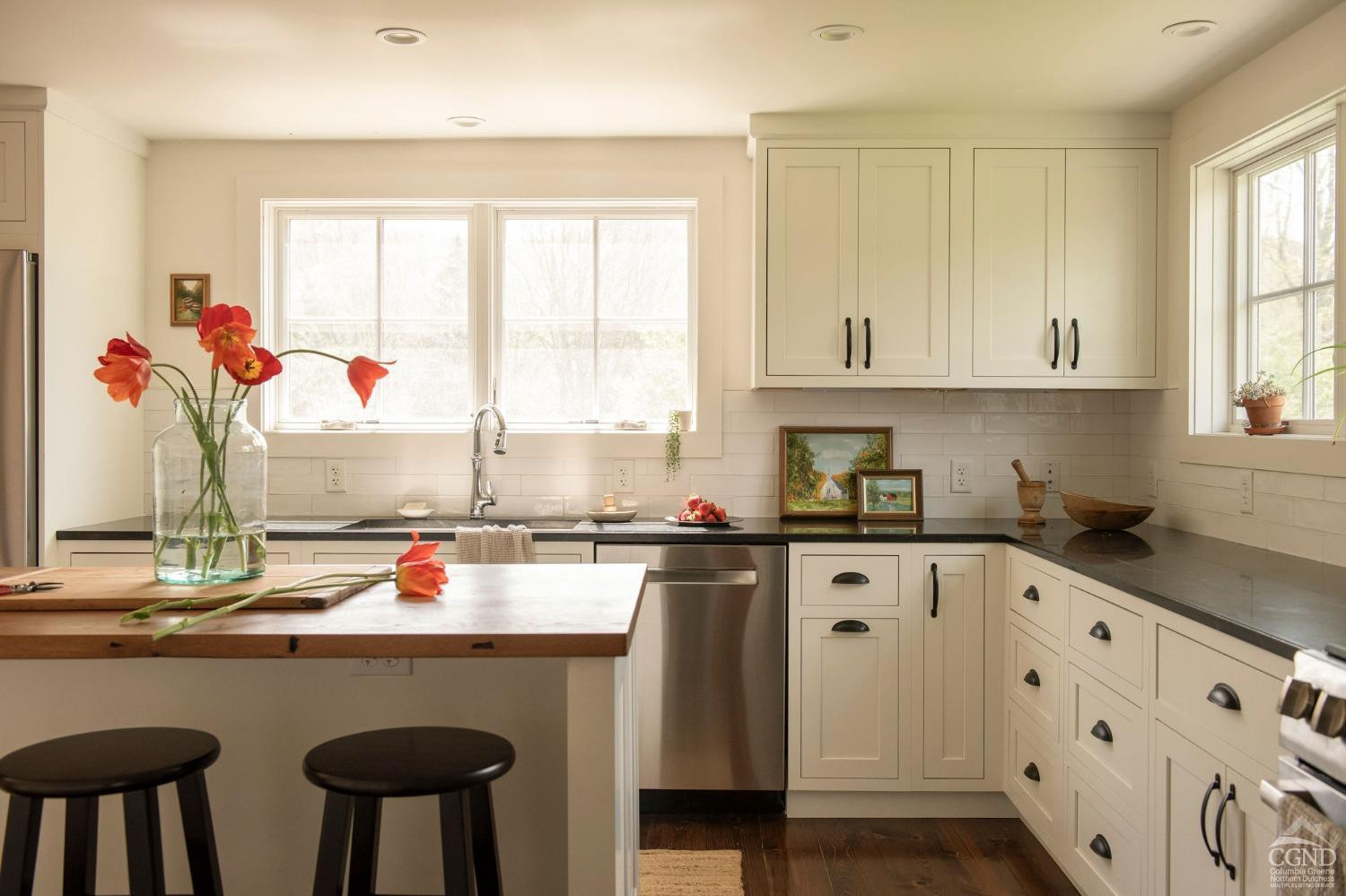 111 Mountain View Street, Copake