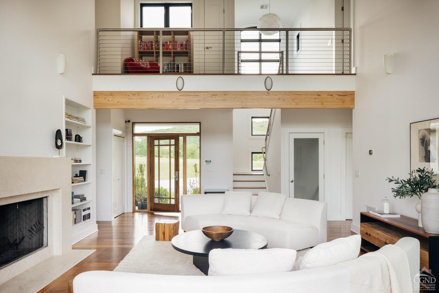 128 Robin Lane, Copake