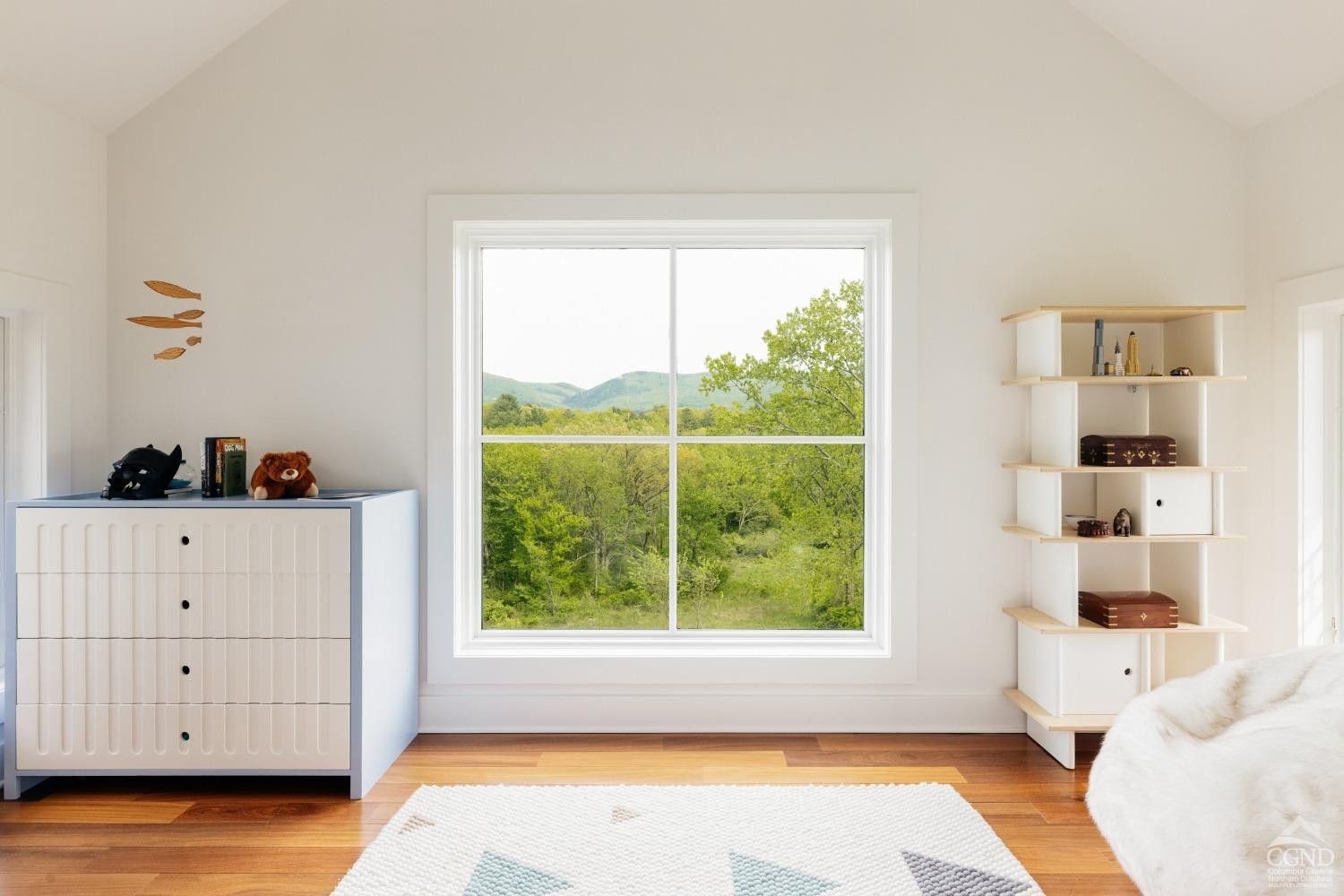 128 Robin Lane, Copake