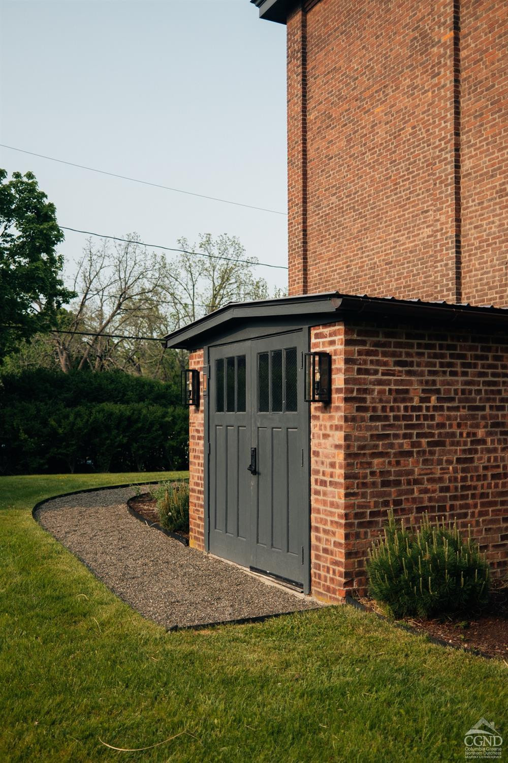 57 Cold Water Street