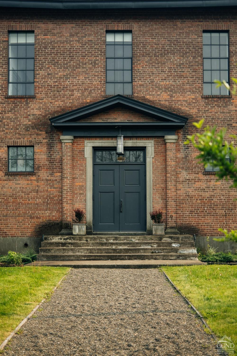 57 Cold Water Street