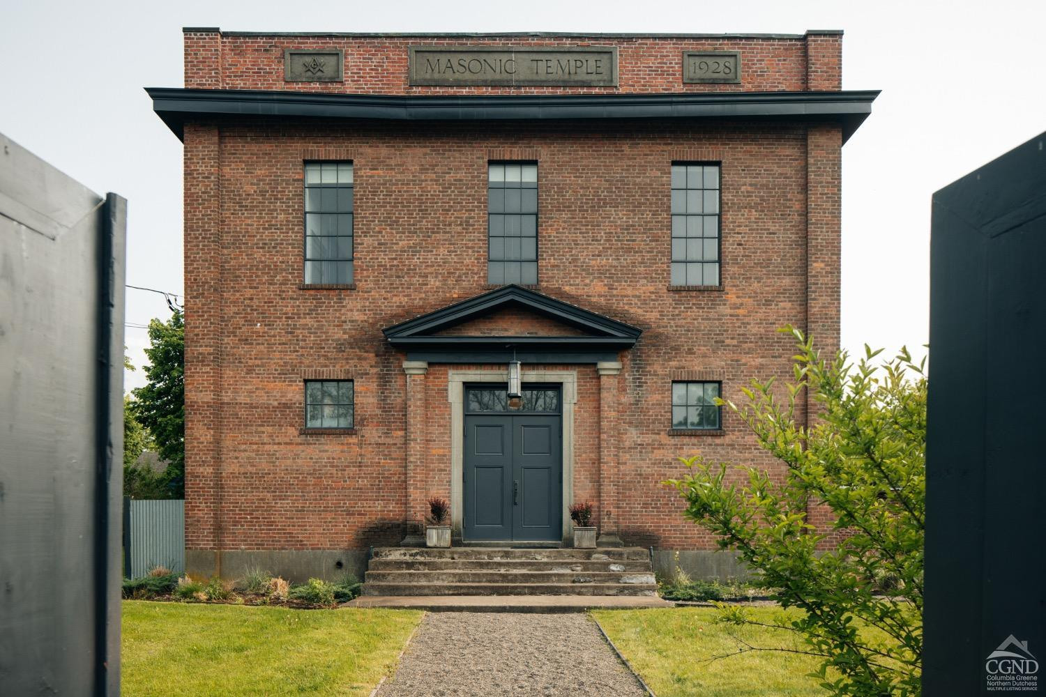 57 Cold Water Street