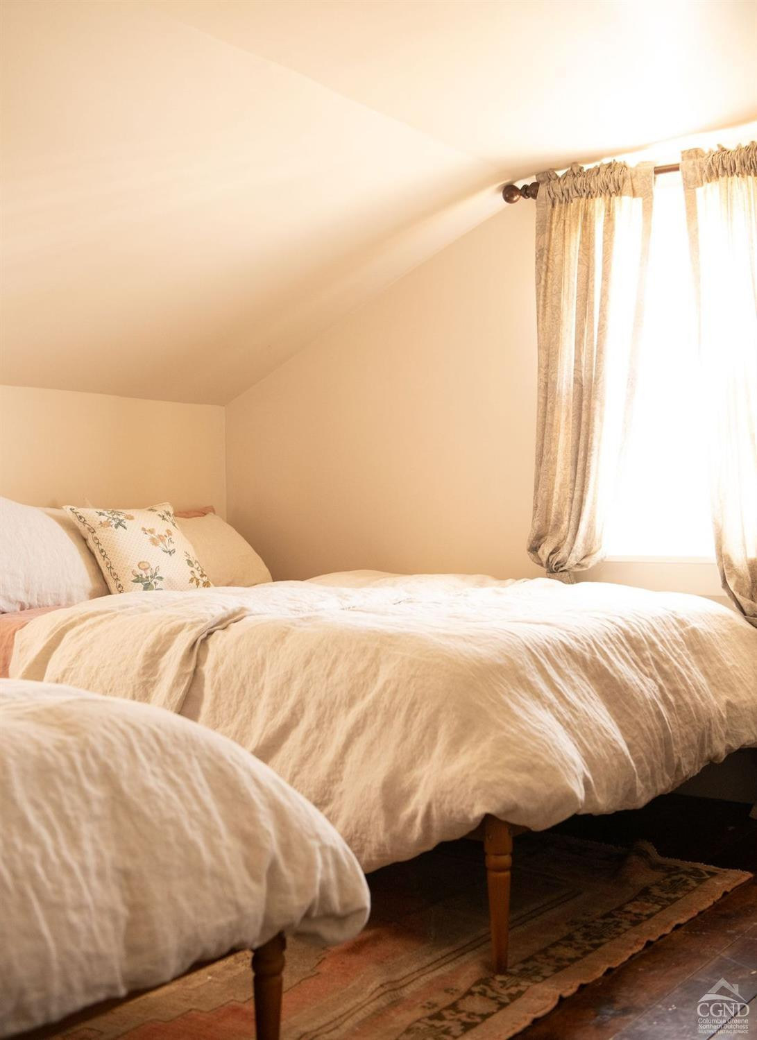 169 Main Street, Hudson