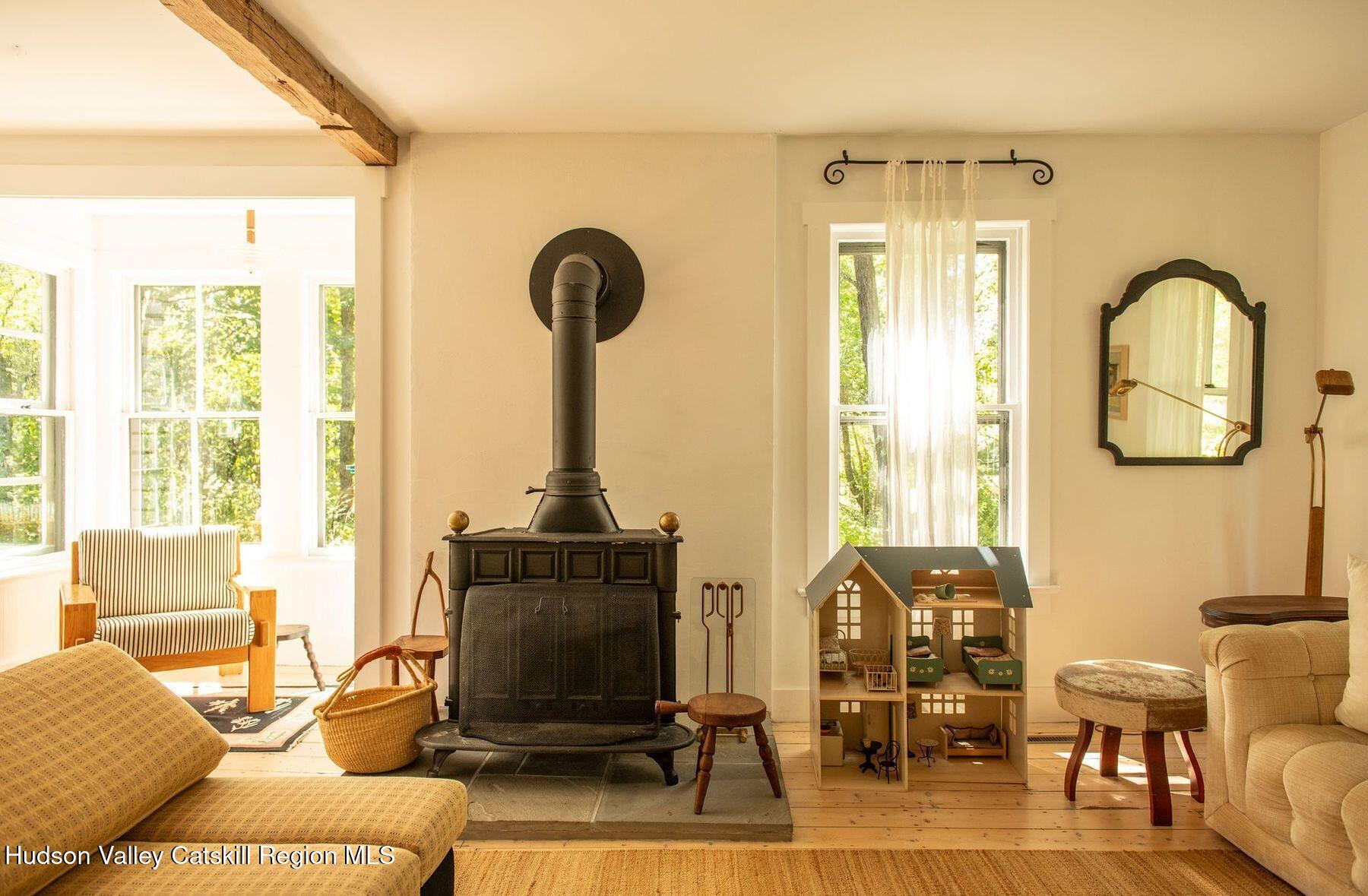 131 Northern Boulevard