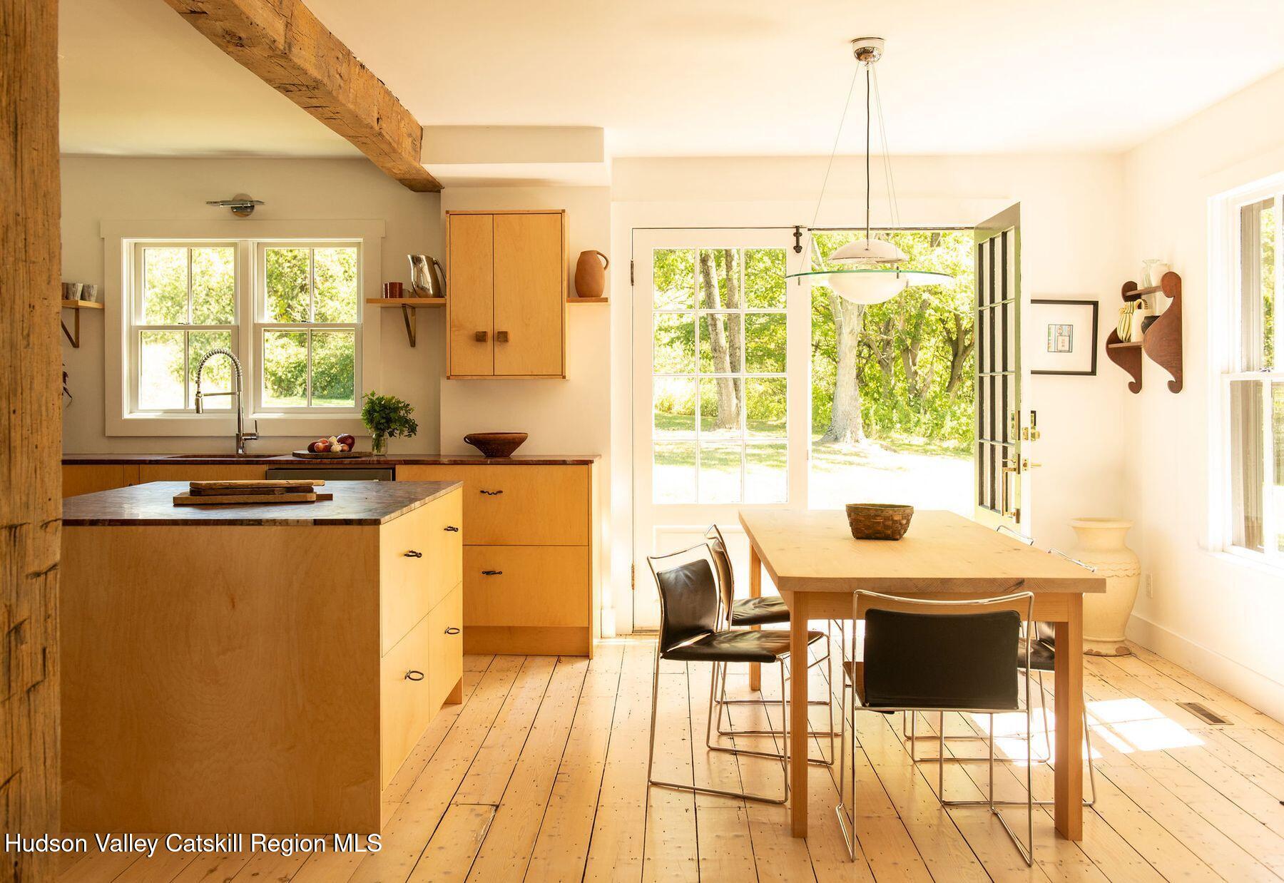 131 Northern Boulevard