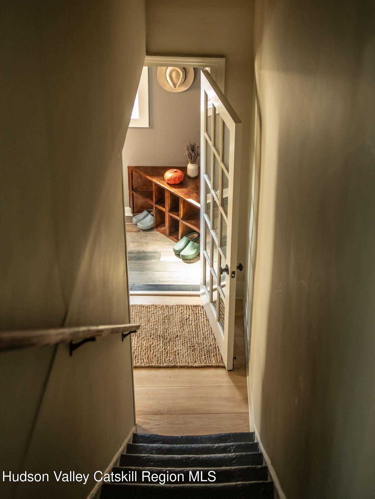 342 State Street, Hudson