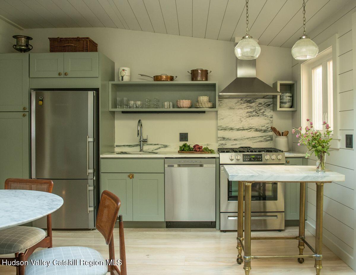 342 State Street, Hudson