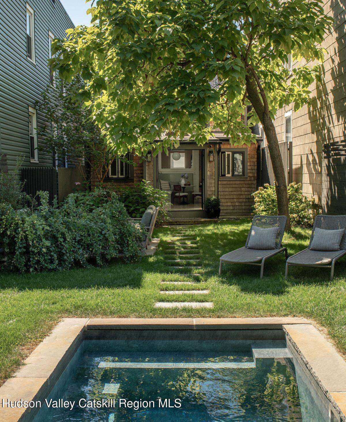 342 State Street, Hudson