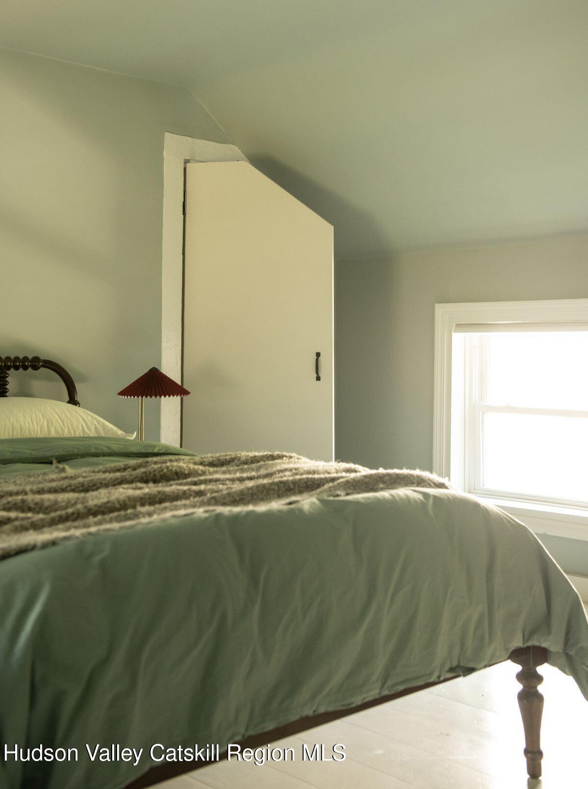 342 State Street, Hudson