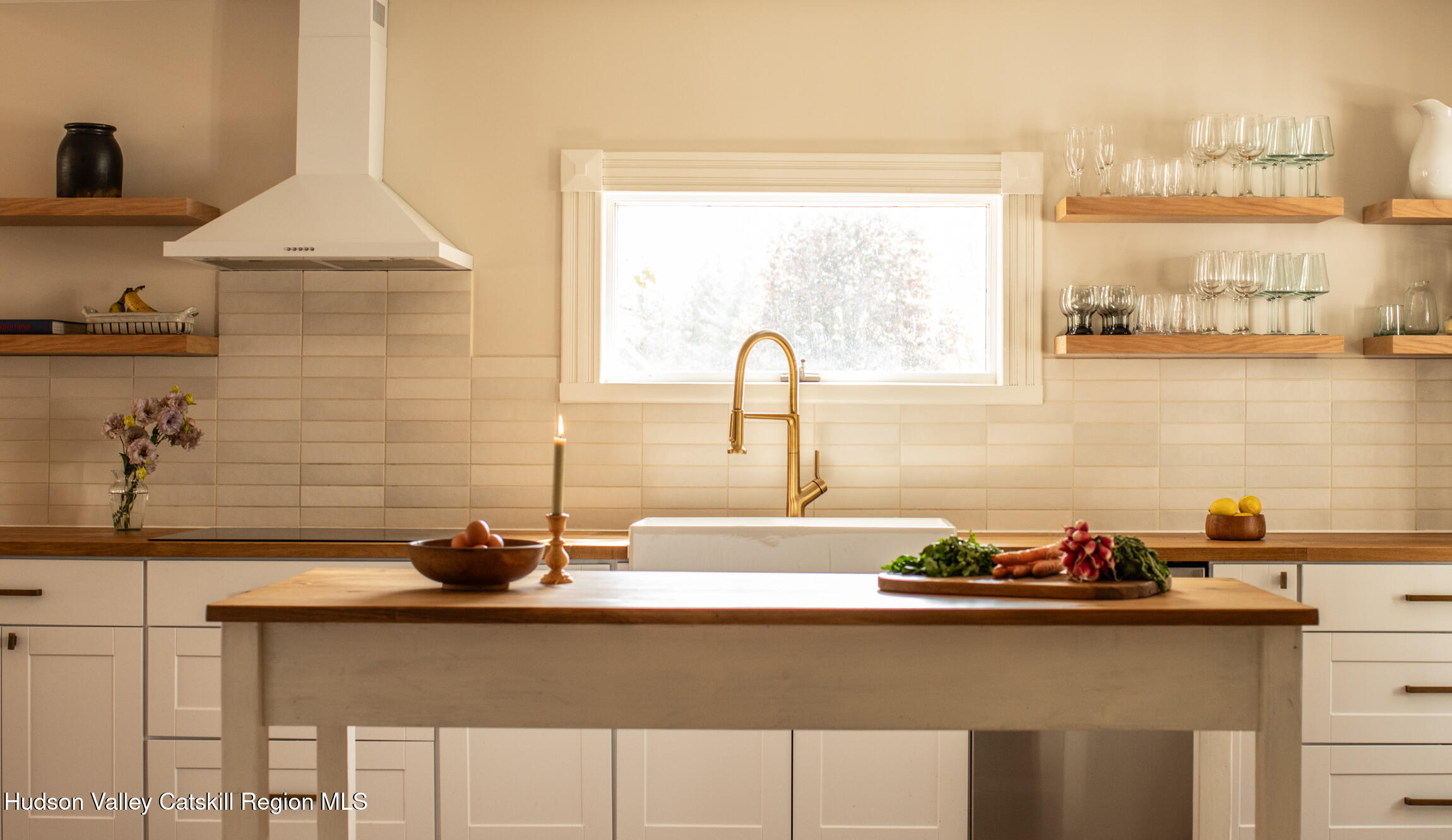 11548 New York 23a, Lexington