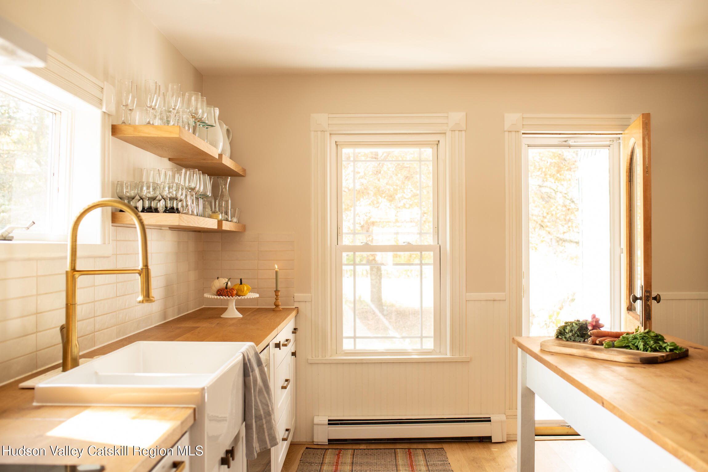 11548 New York 23a, Lexington