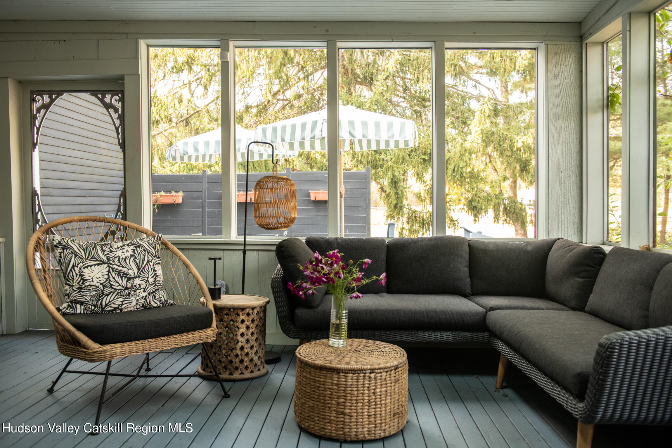 11548 New York 23a, Lexington