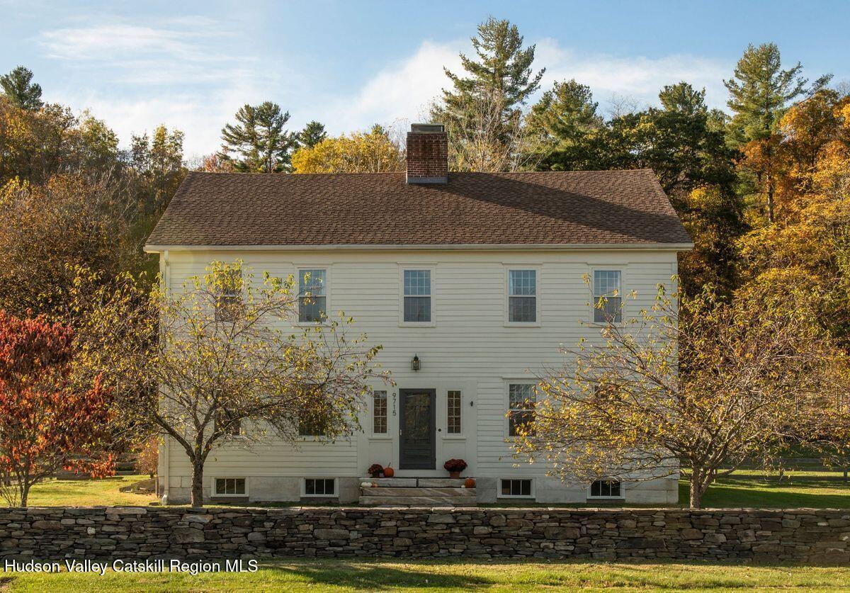 9715 New York 22, Hillsdale