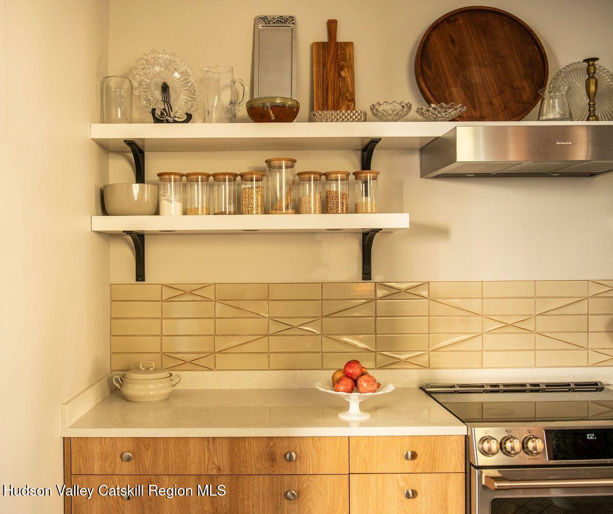 446 E Allen Street, Hudson