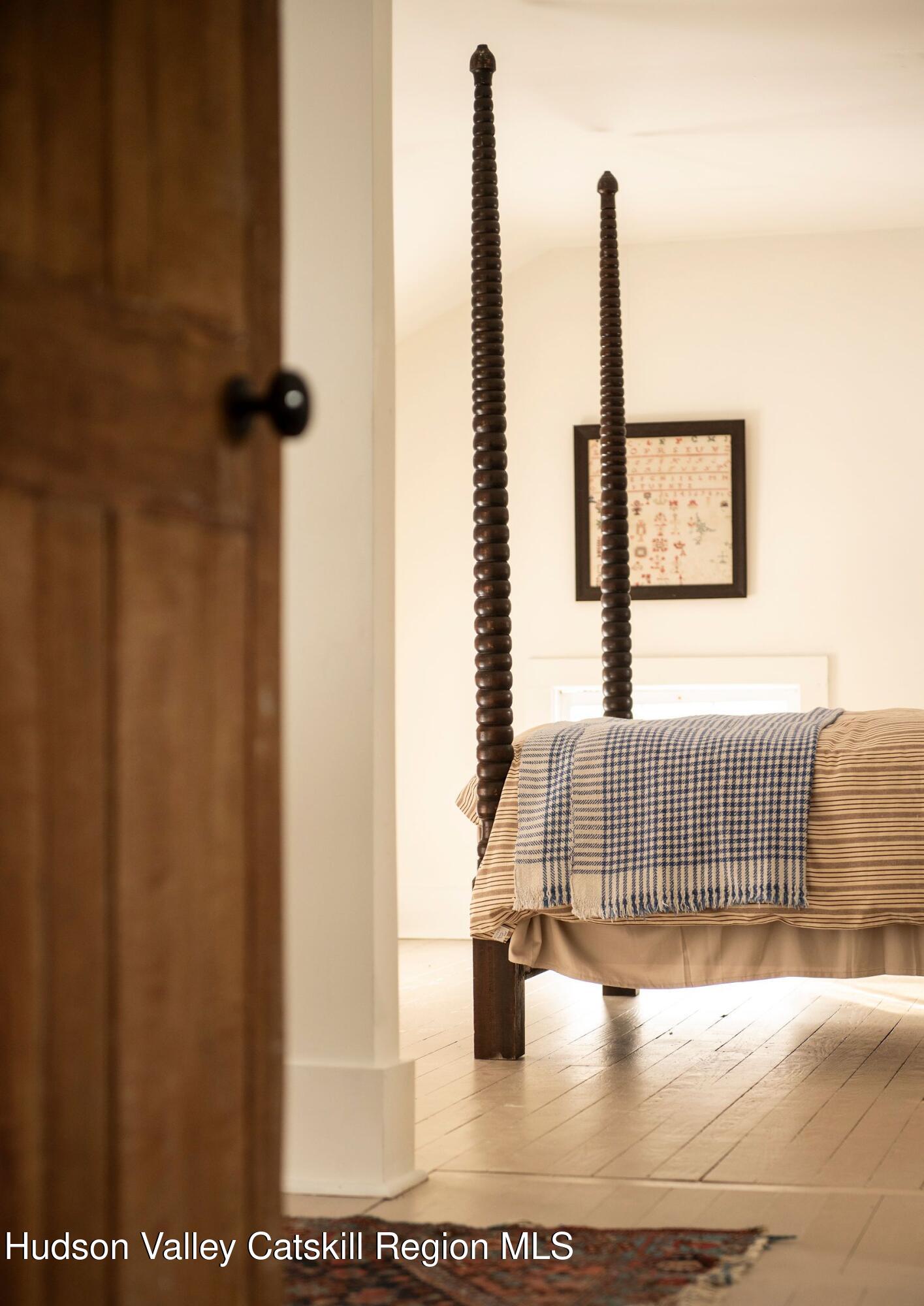 2884 W Glenville Road