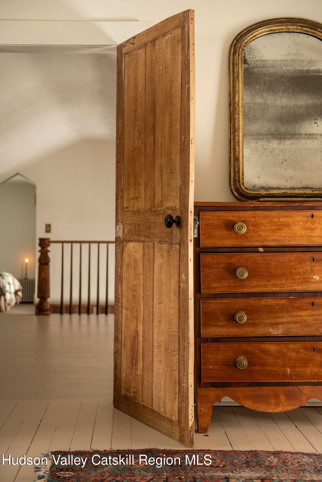 2884 W Glenville Road