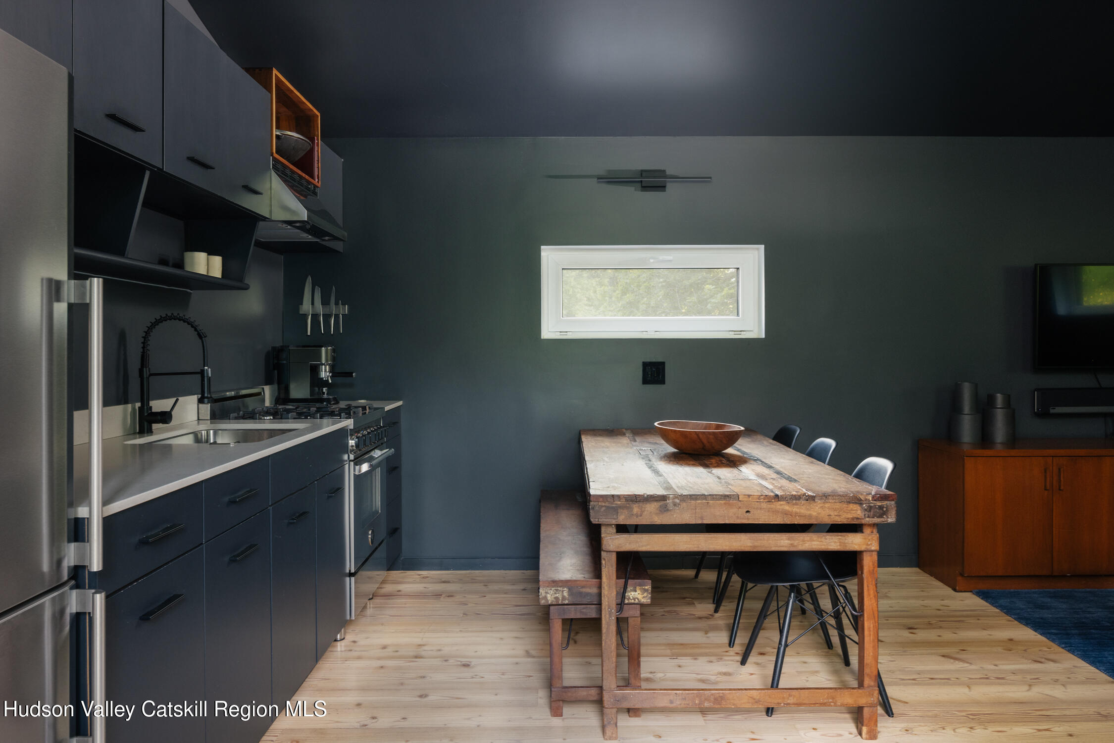 402 Washington Street