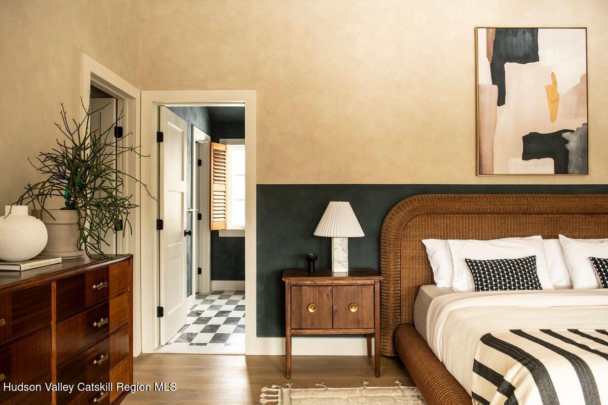 1174 Potter Mountain Road