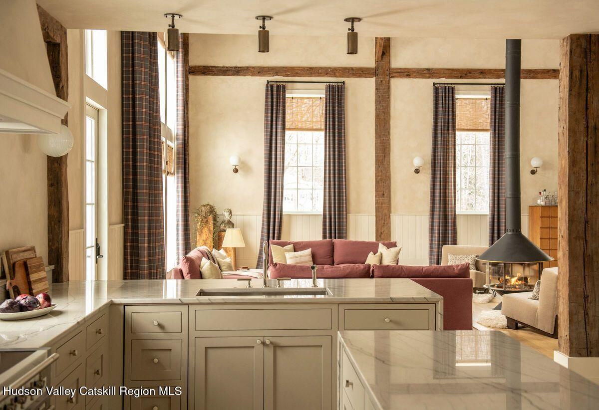 1174 Potter Mountain Road