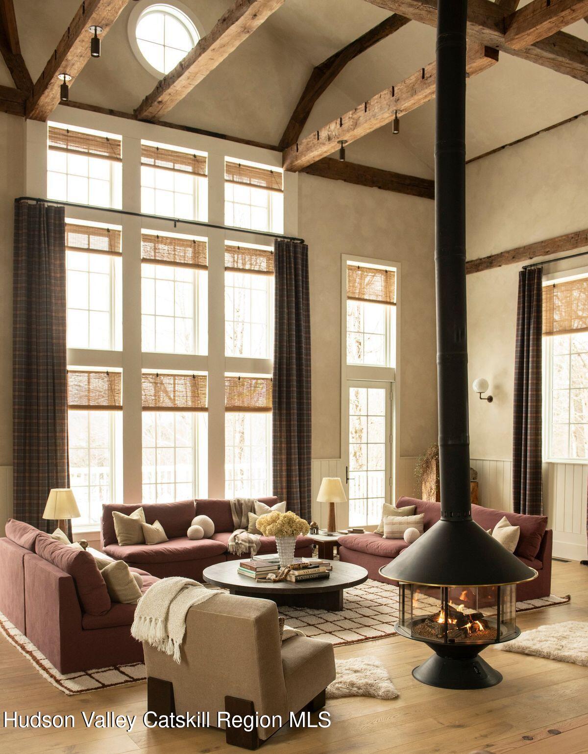 1174 Potter Mountain Road