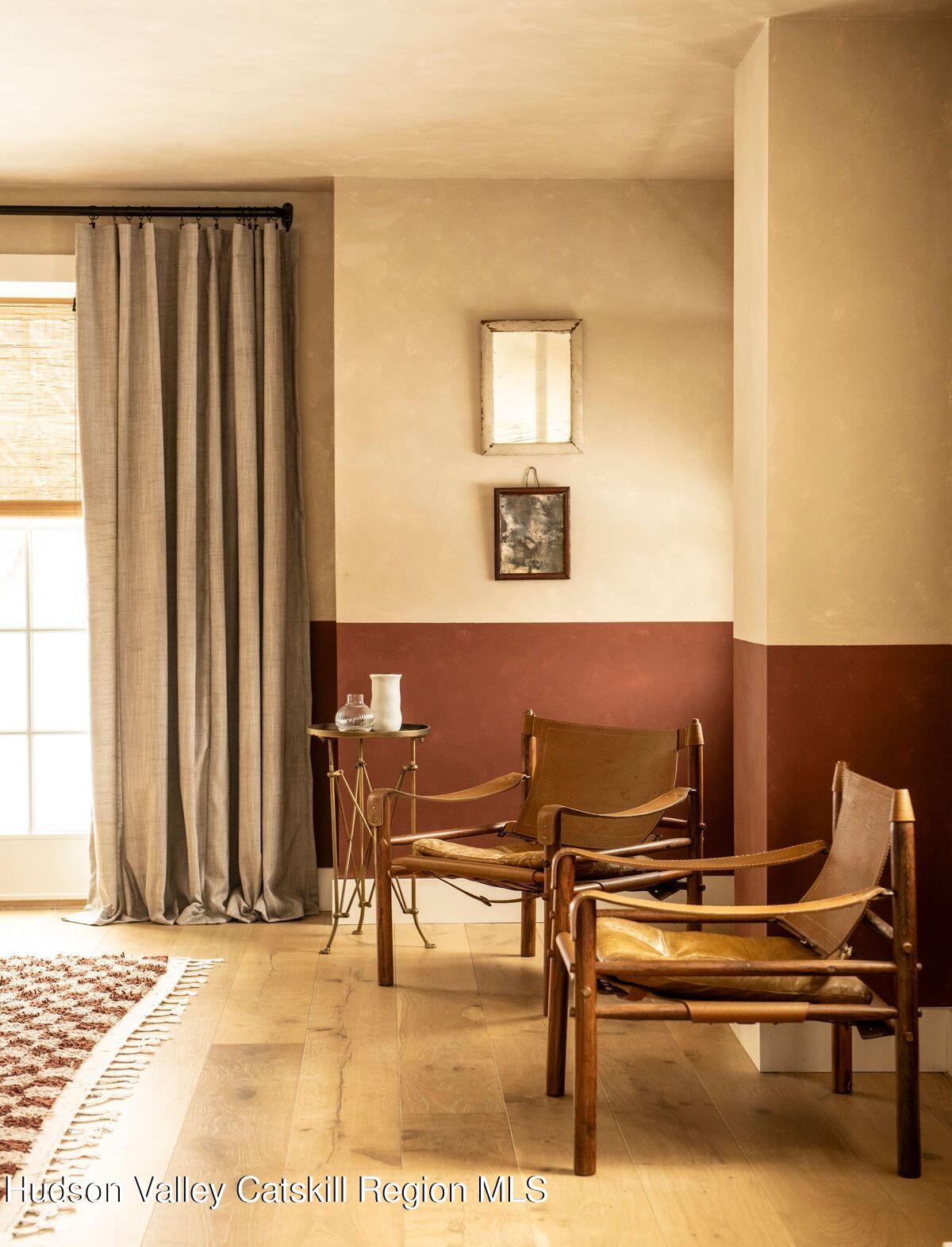 1174 Potter Mountain Road