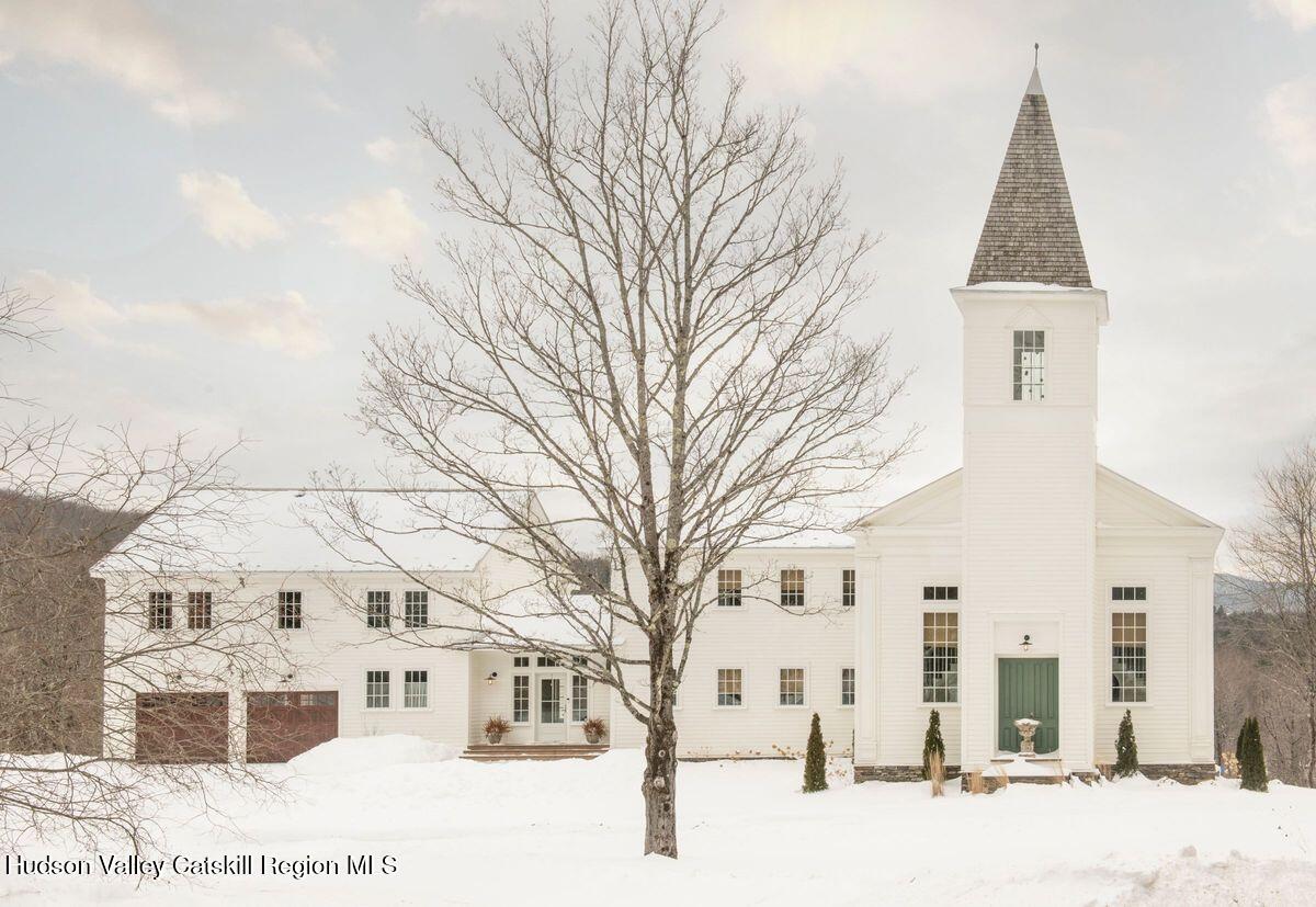 1174 Potter Mountain Road