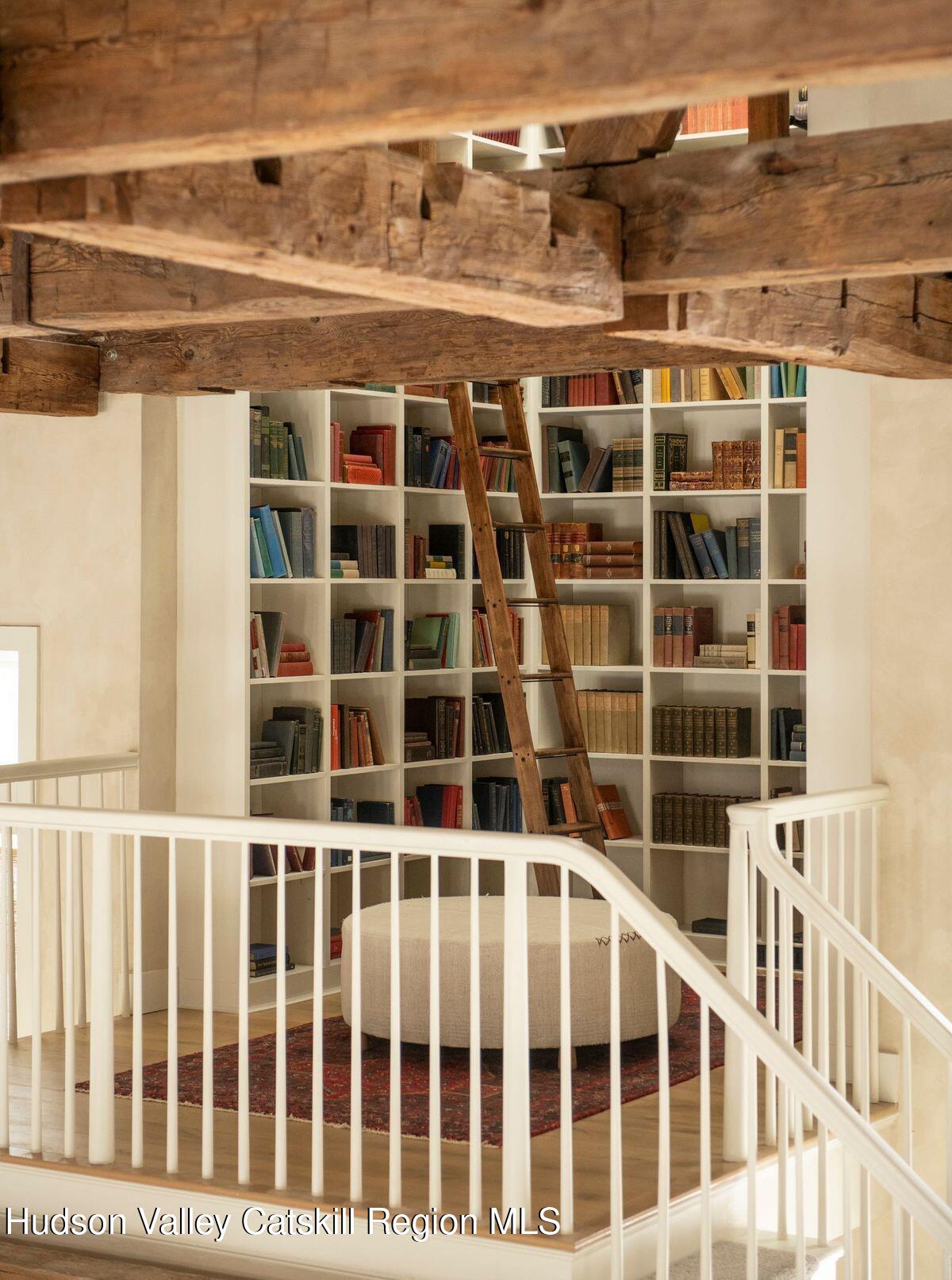 1174 Potter Mountain Road