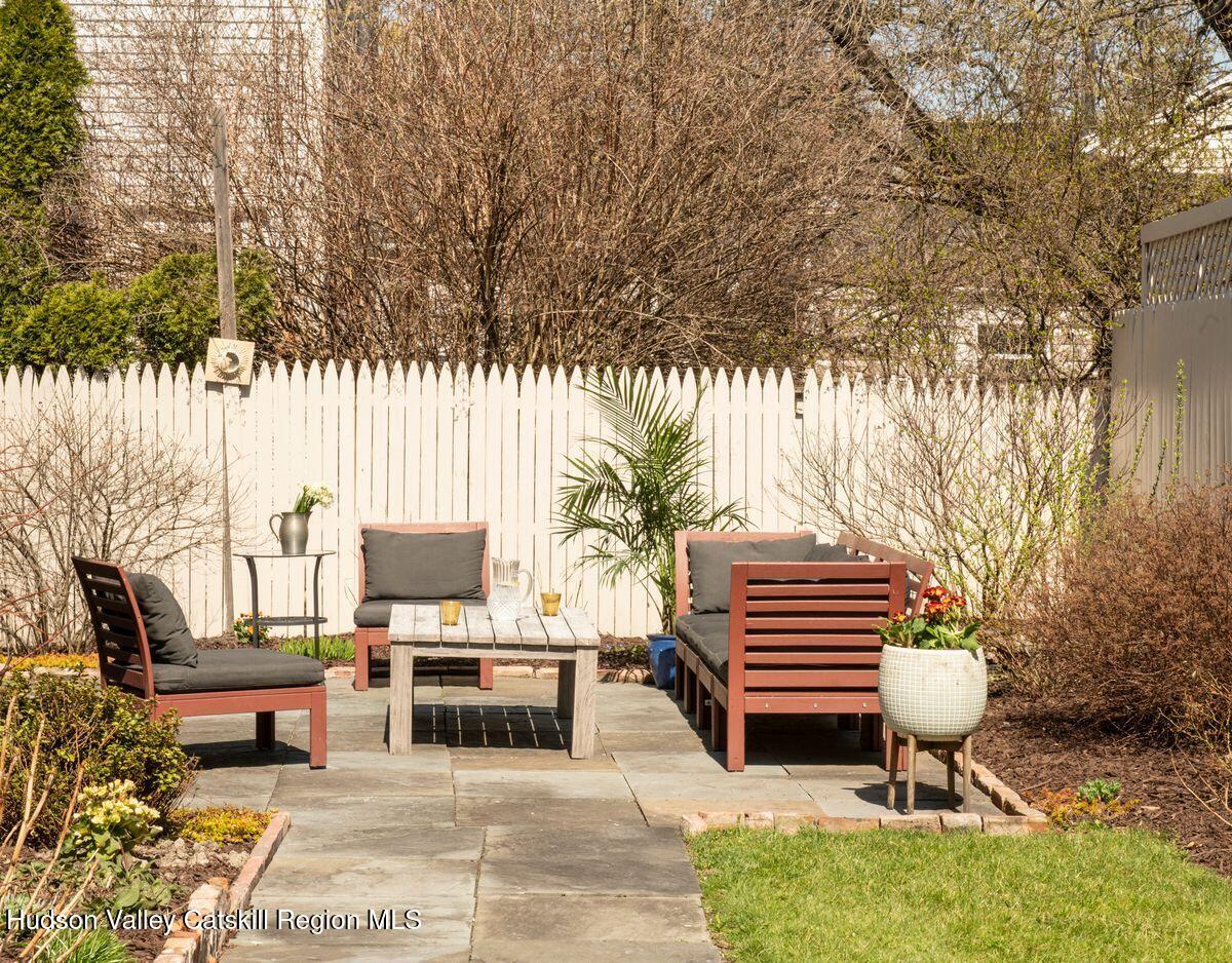 102-104 N 5th Street