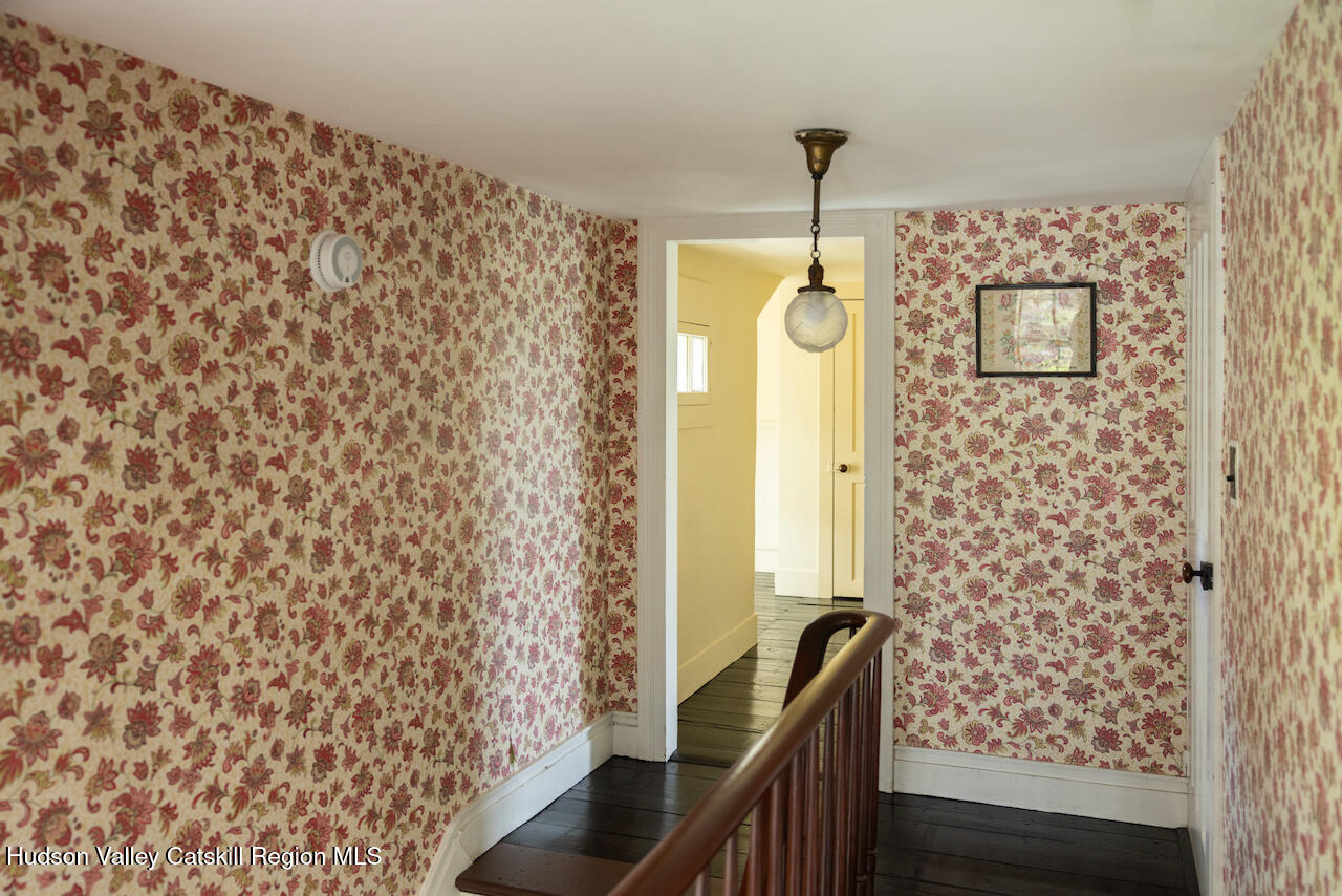 4194 New York 203