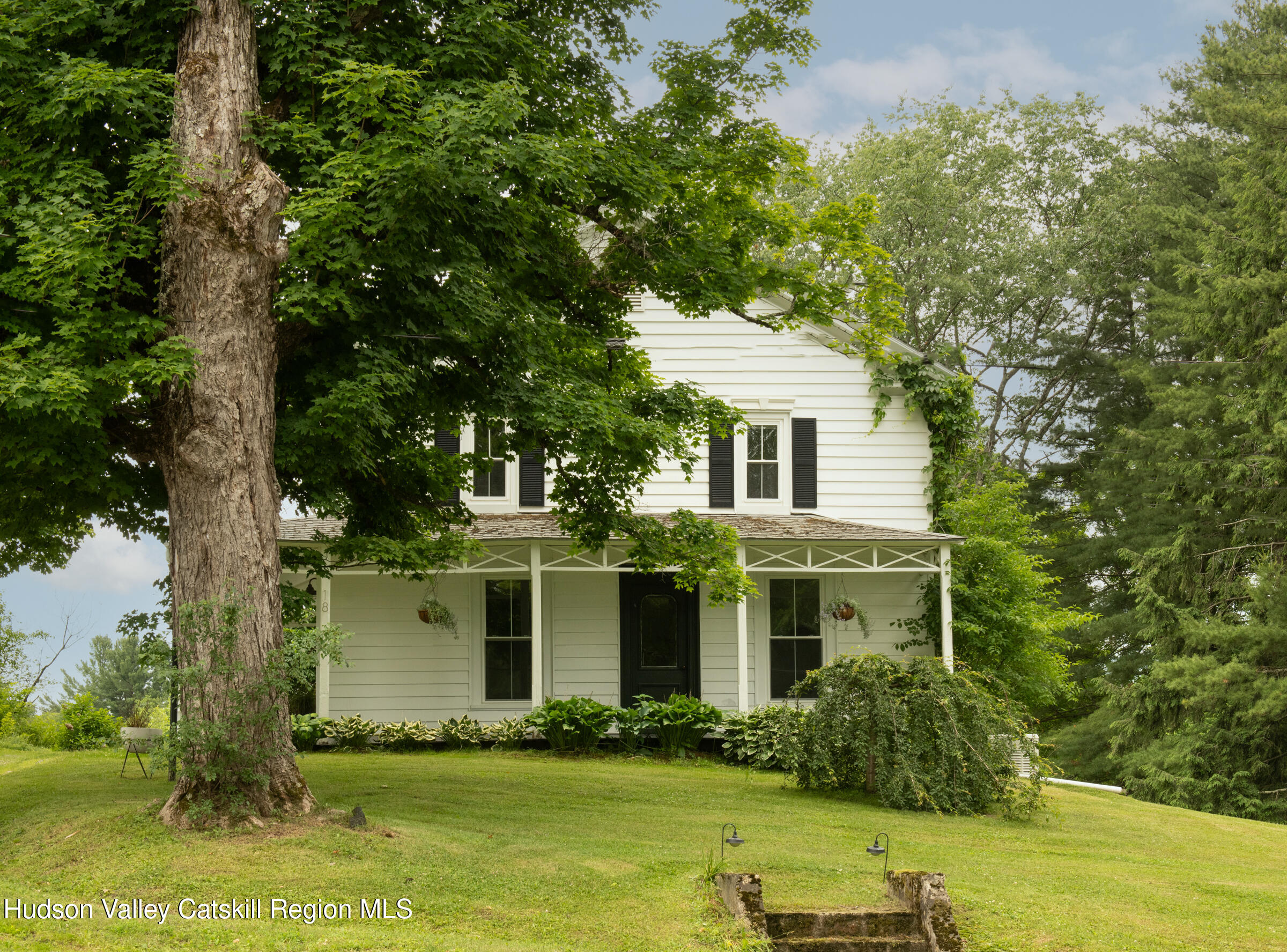 18 Old Queechy Road
