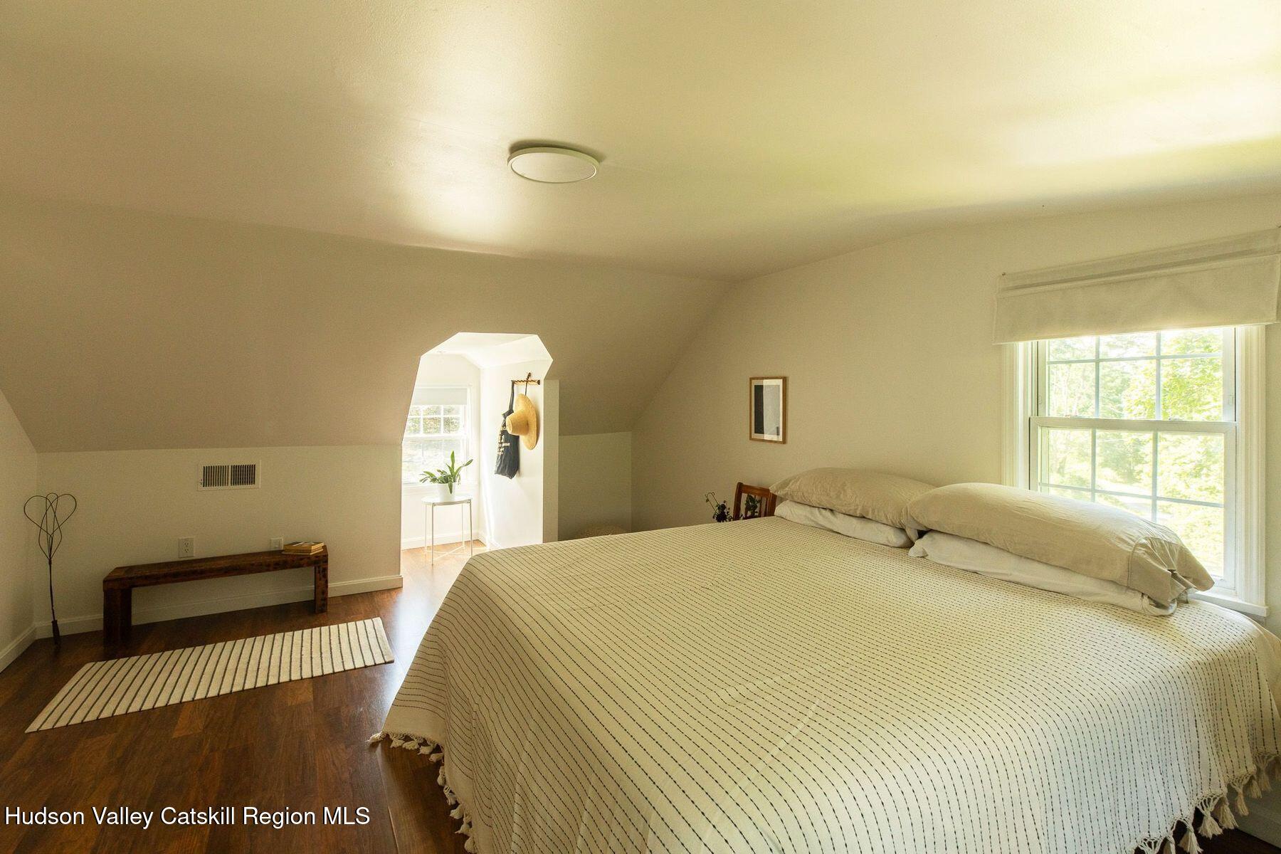 522 Roxbury Road