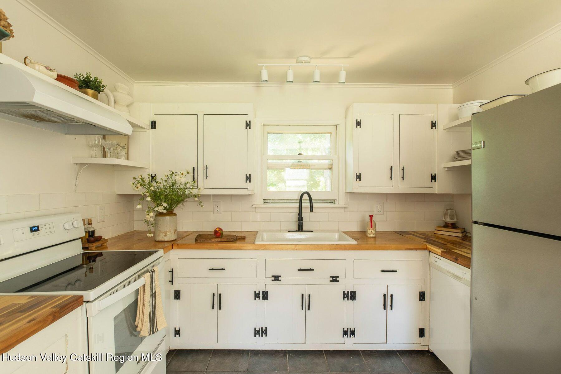 522 Roxbury Road