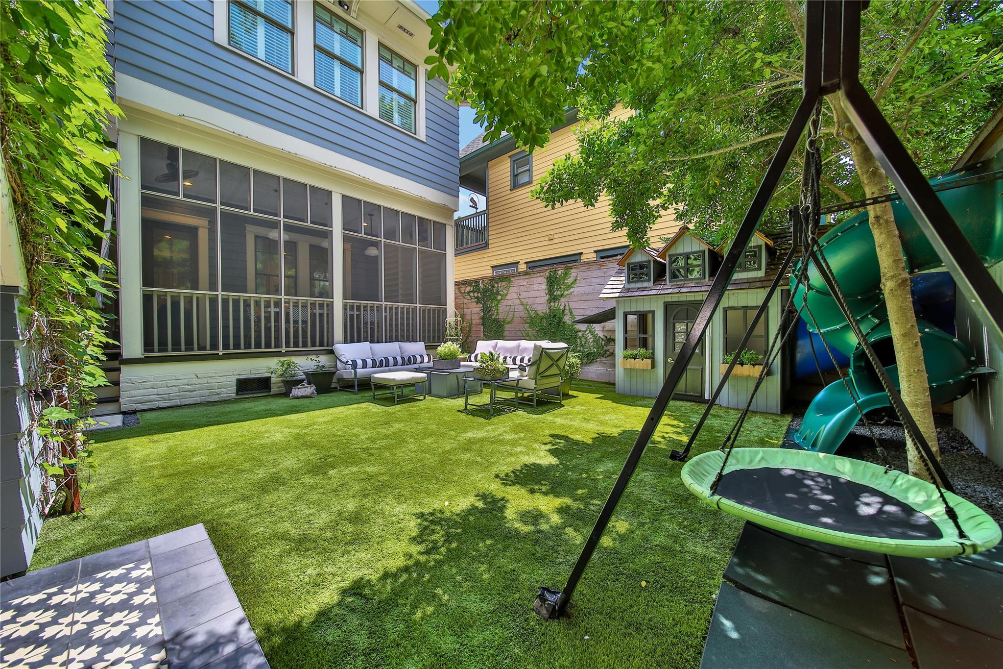 811 Byrne Street