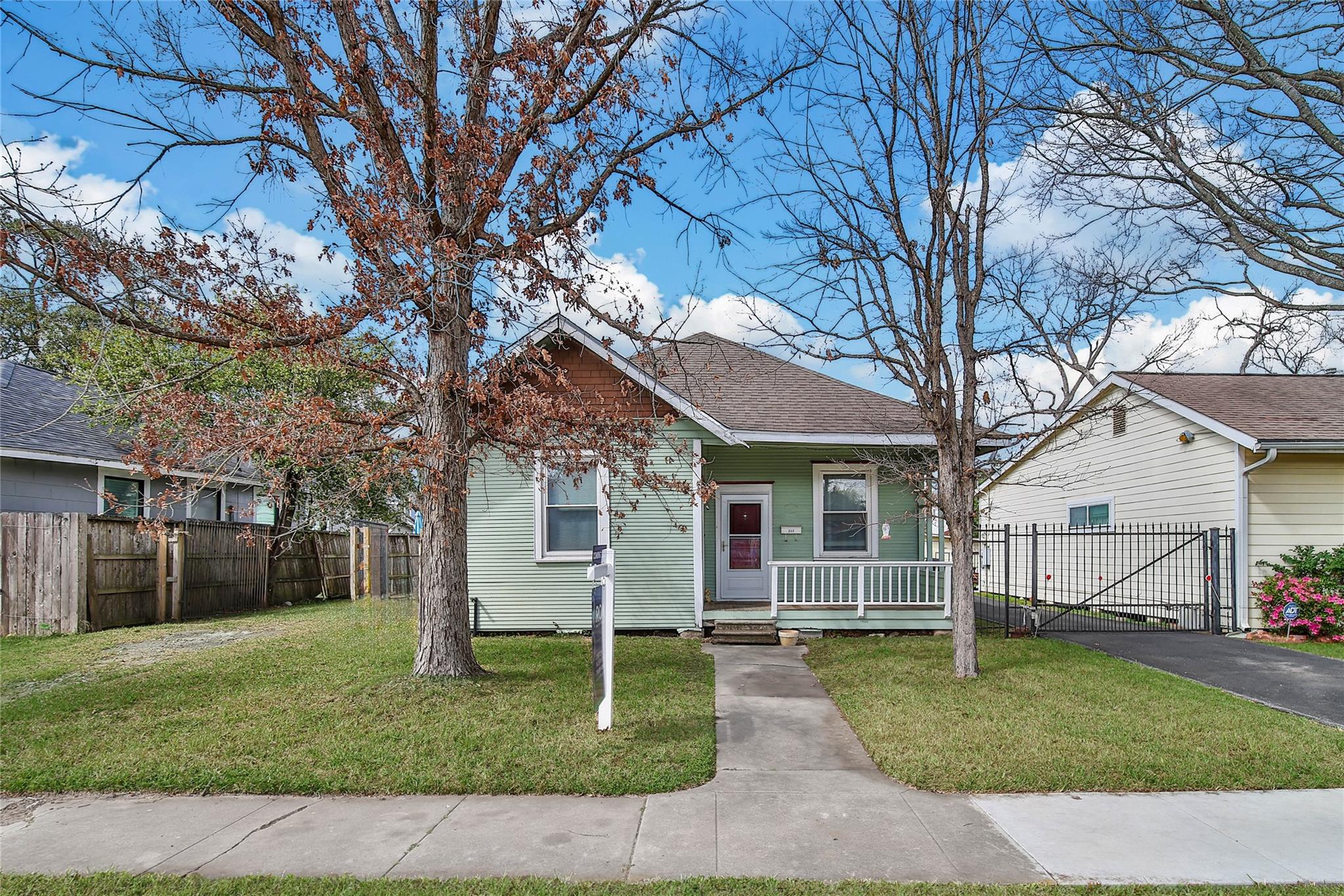 207 Northwood Street