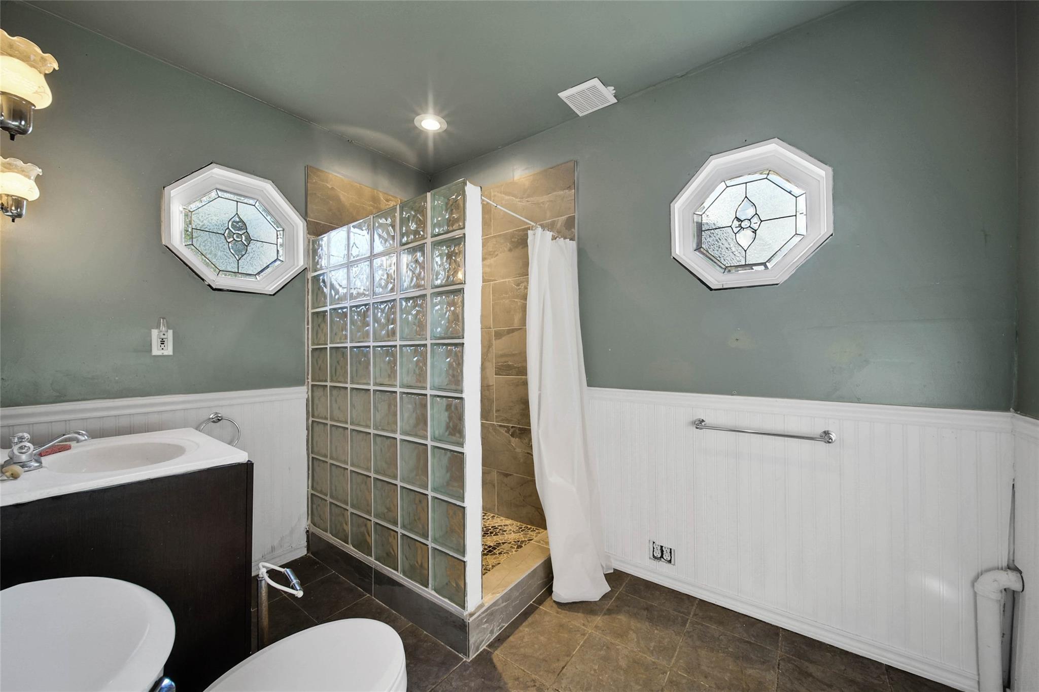 207 Northwood Street