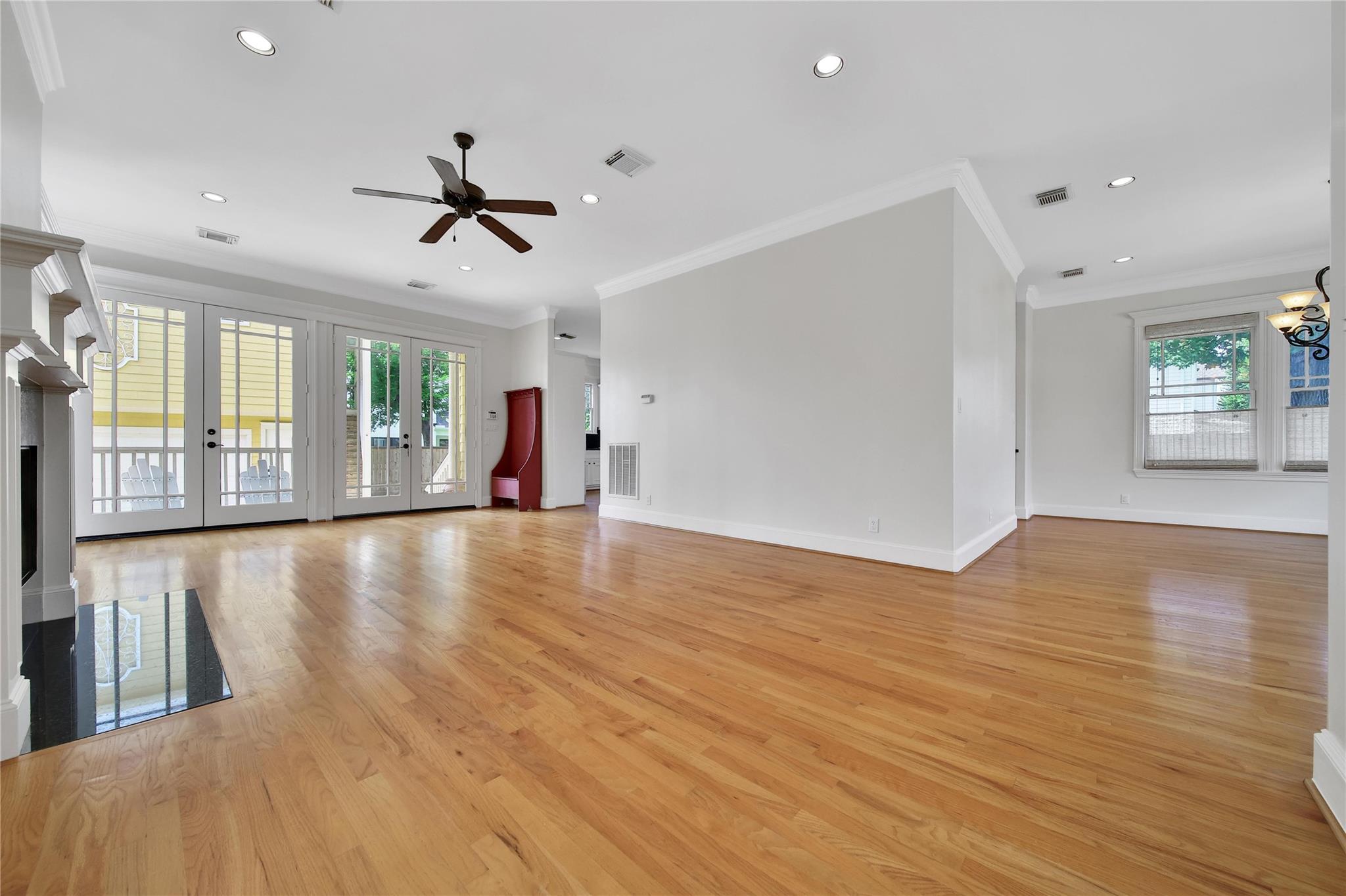 1343 Woodcrest Drive