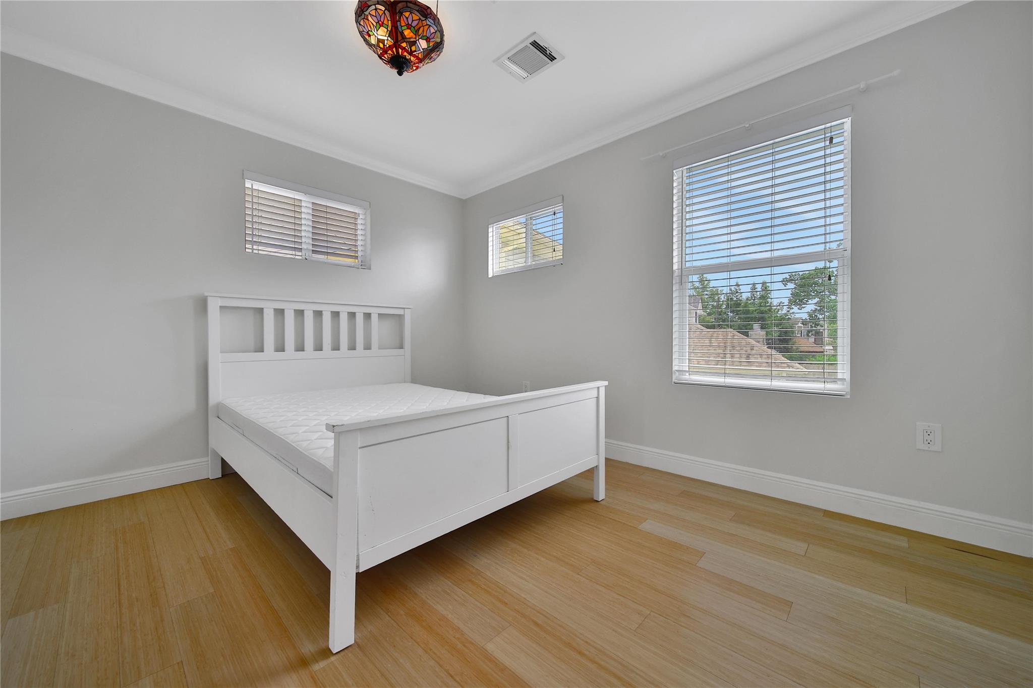 1343 Woodcrest Drive