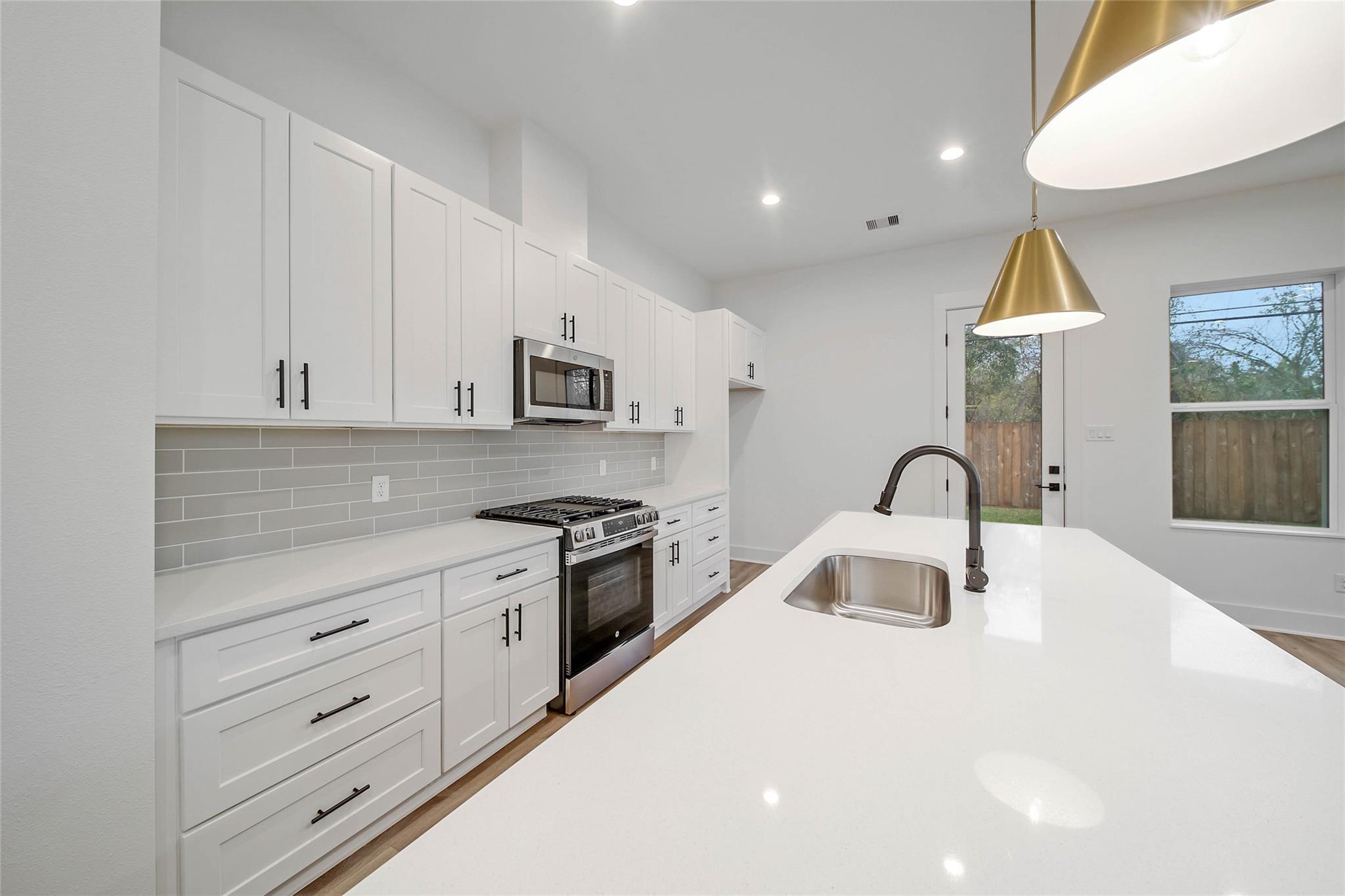 7709 Inwood Grove Lane