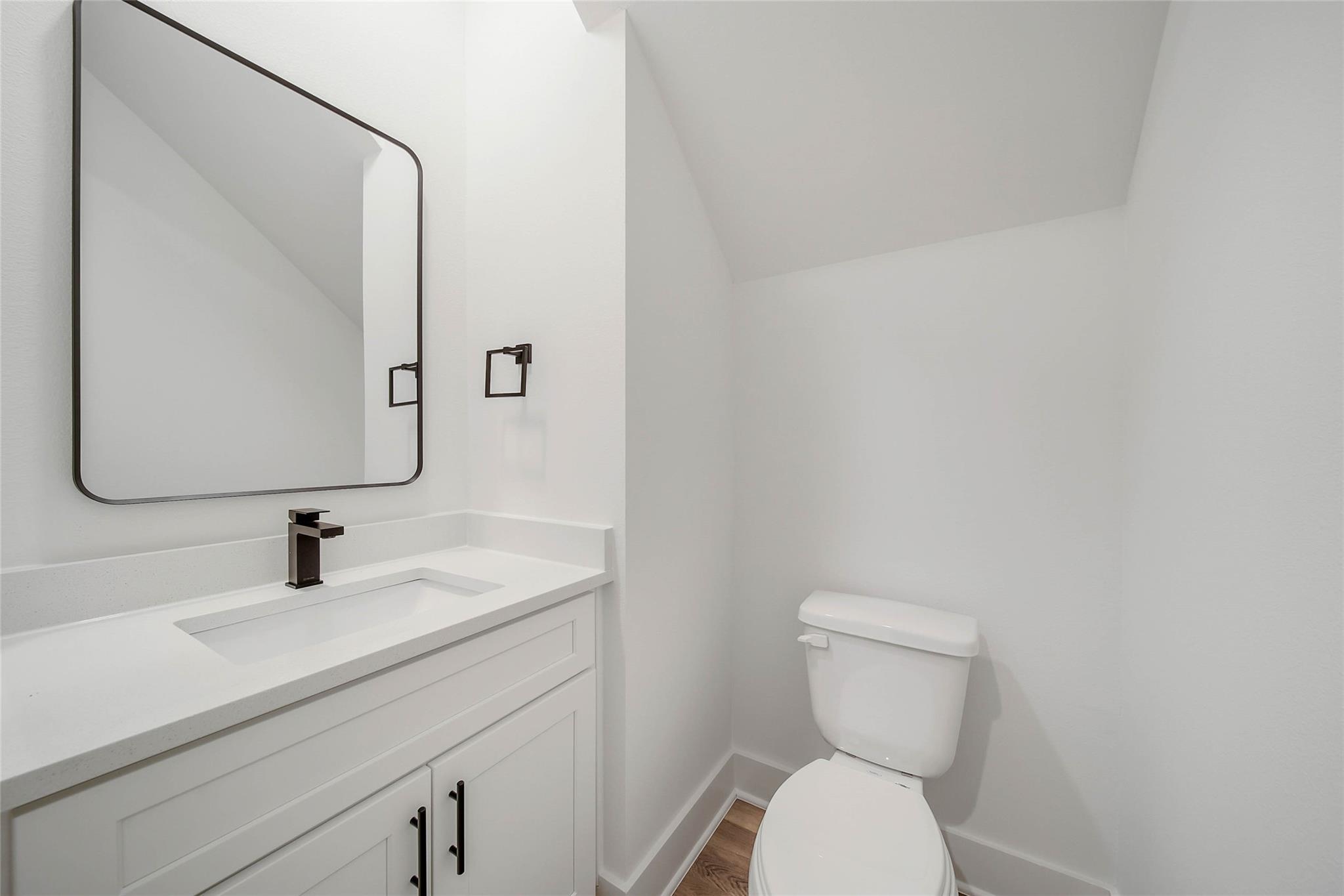 7709 Inwood Grove Lane