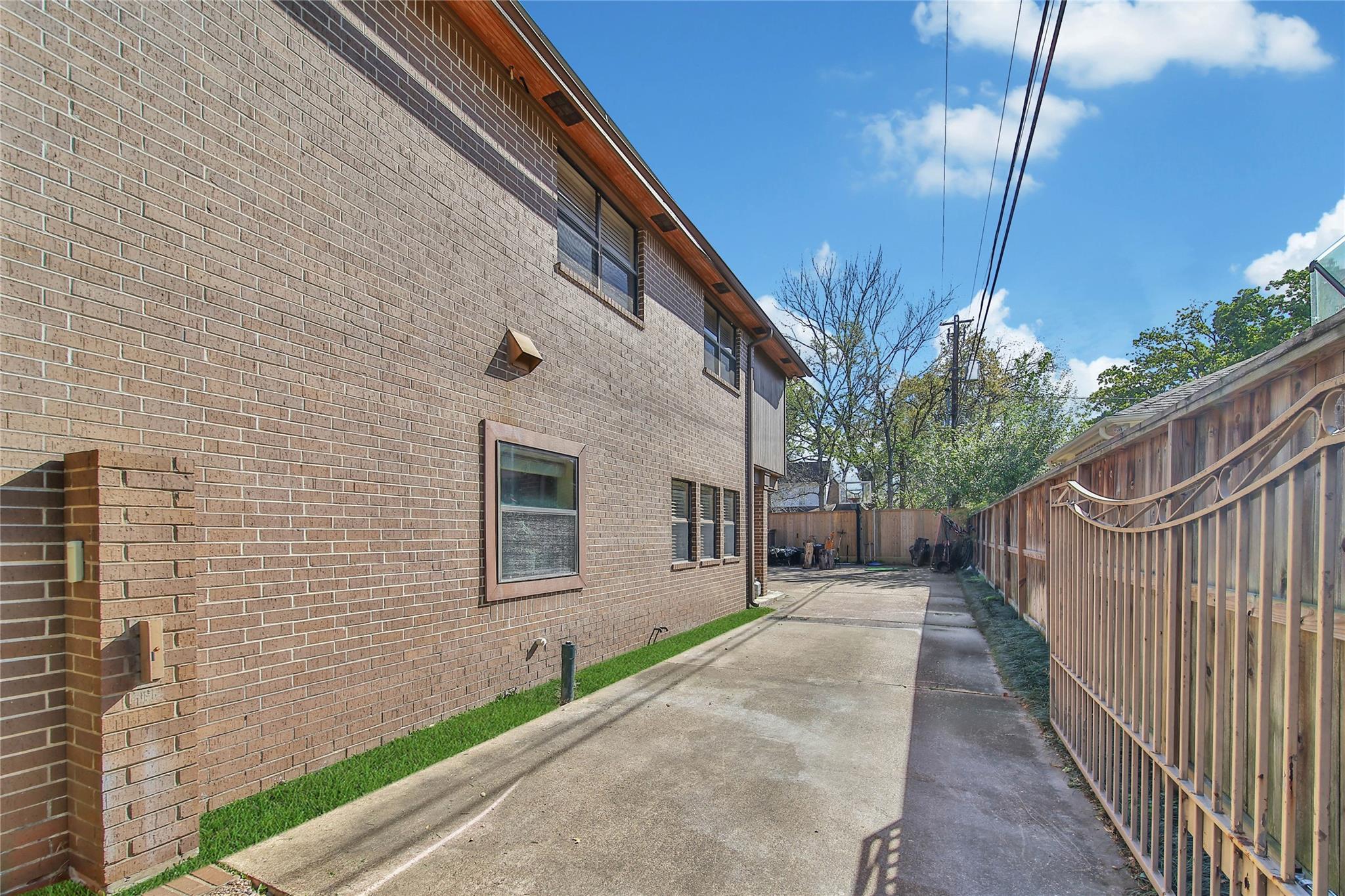 248 Bryn Mawr Circle