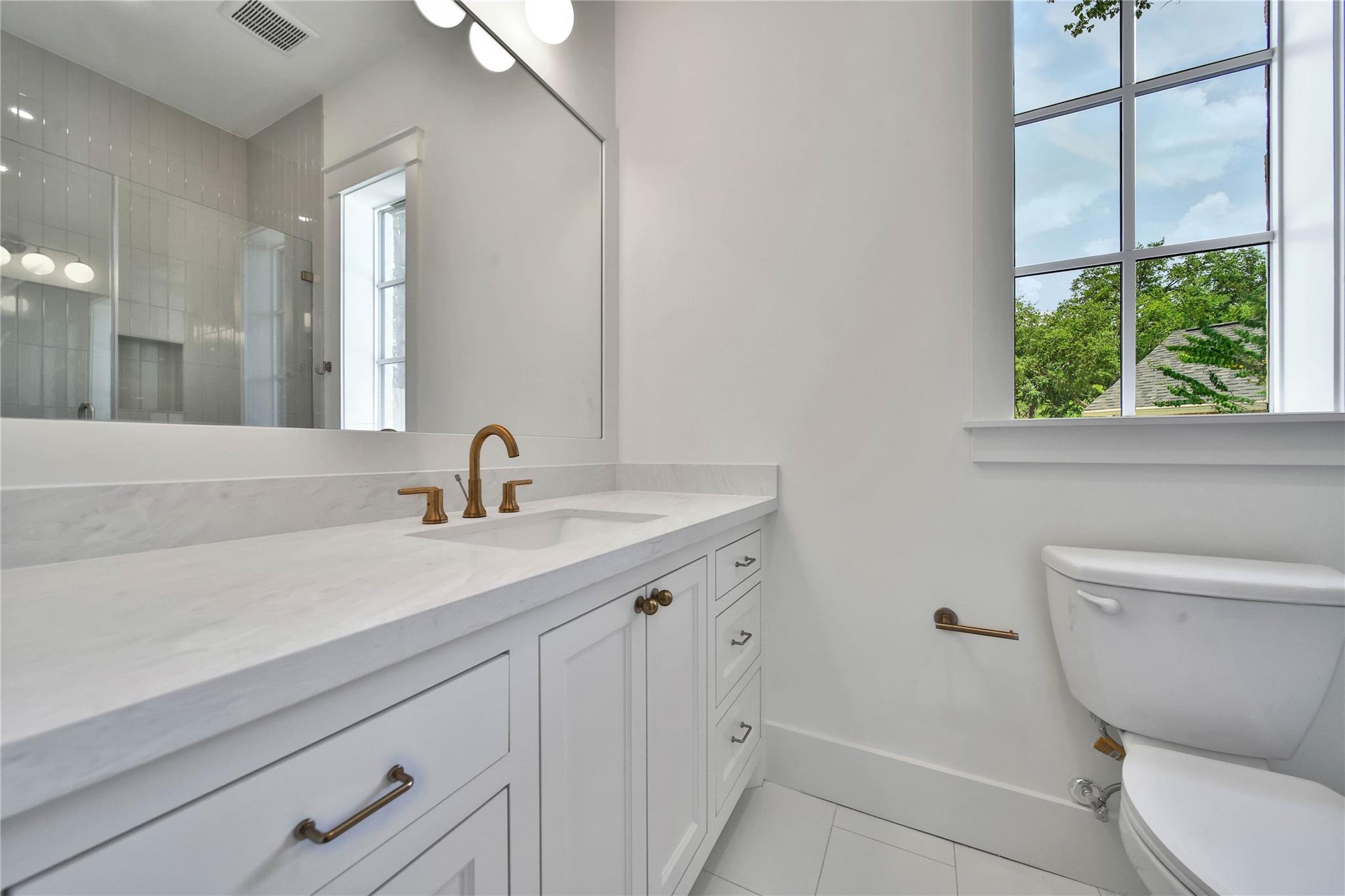 1191 Chamboard Lane