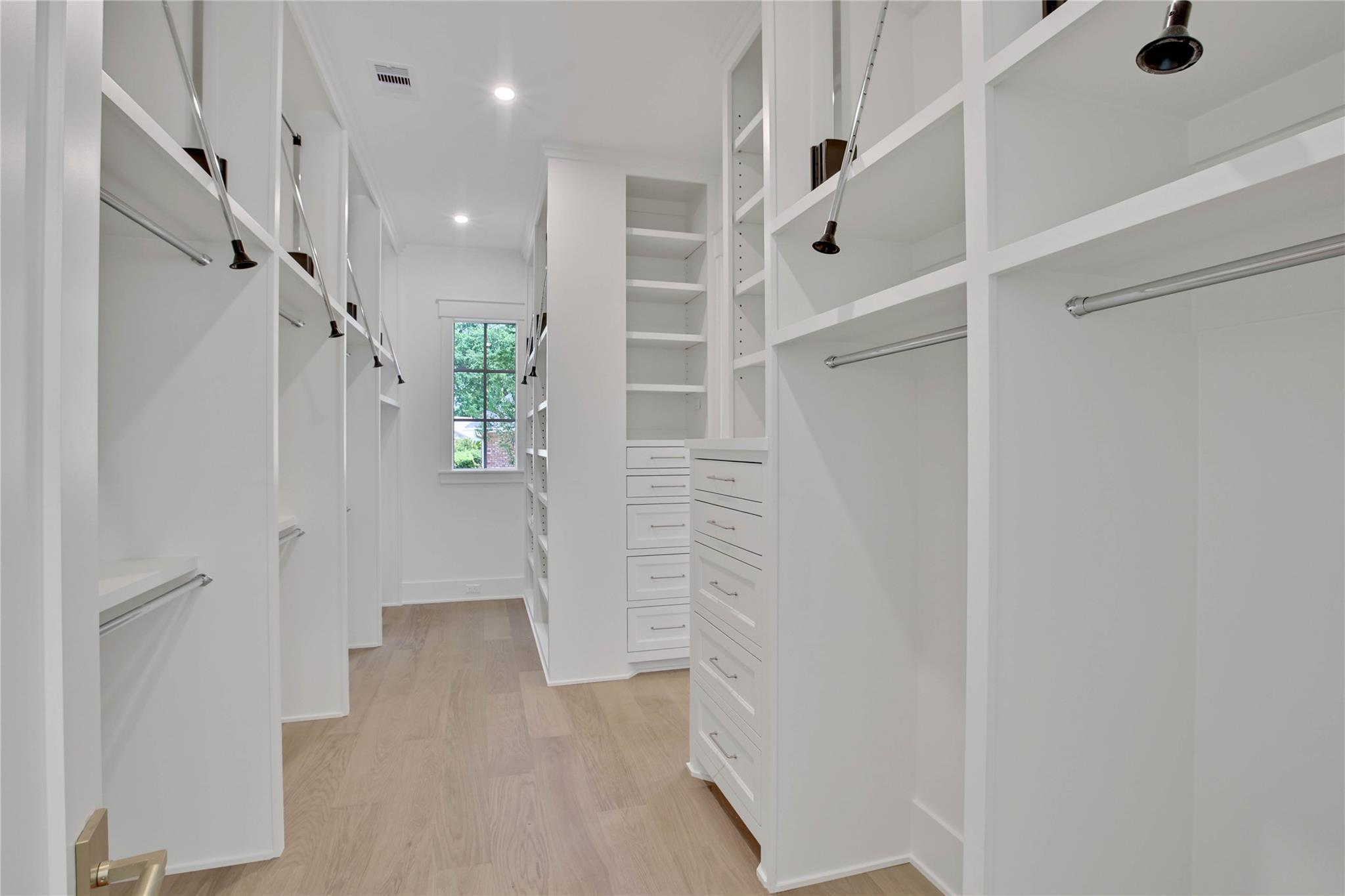 1191 Chamboard Lane