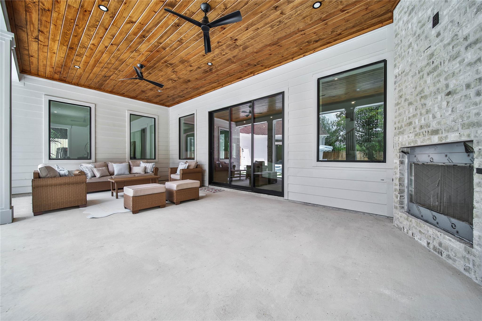 1191 Chamboard Lane