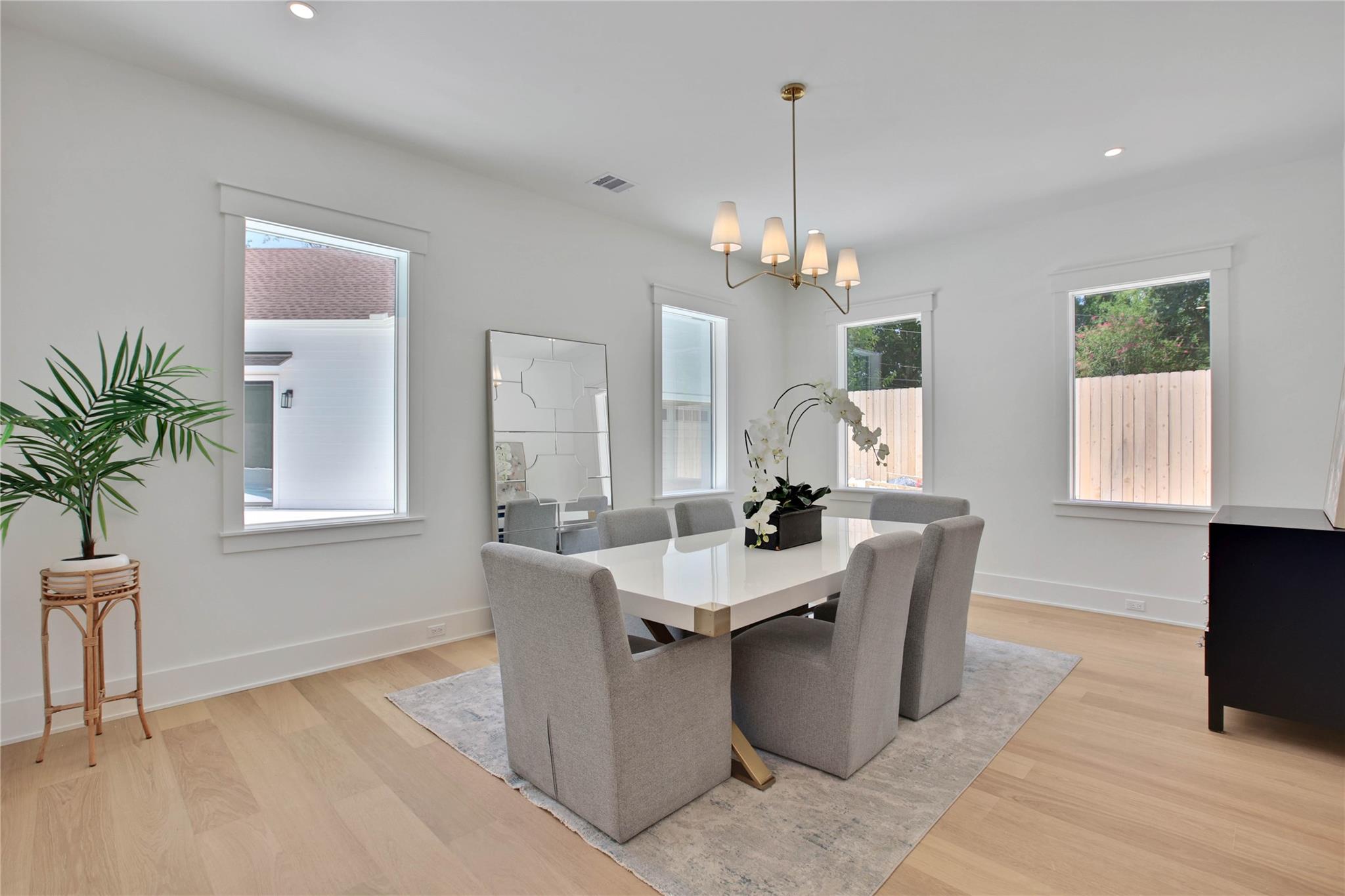 1191 Chamboard Lane