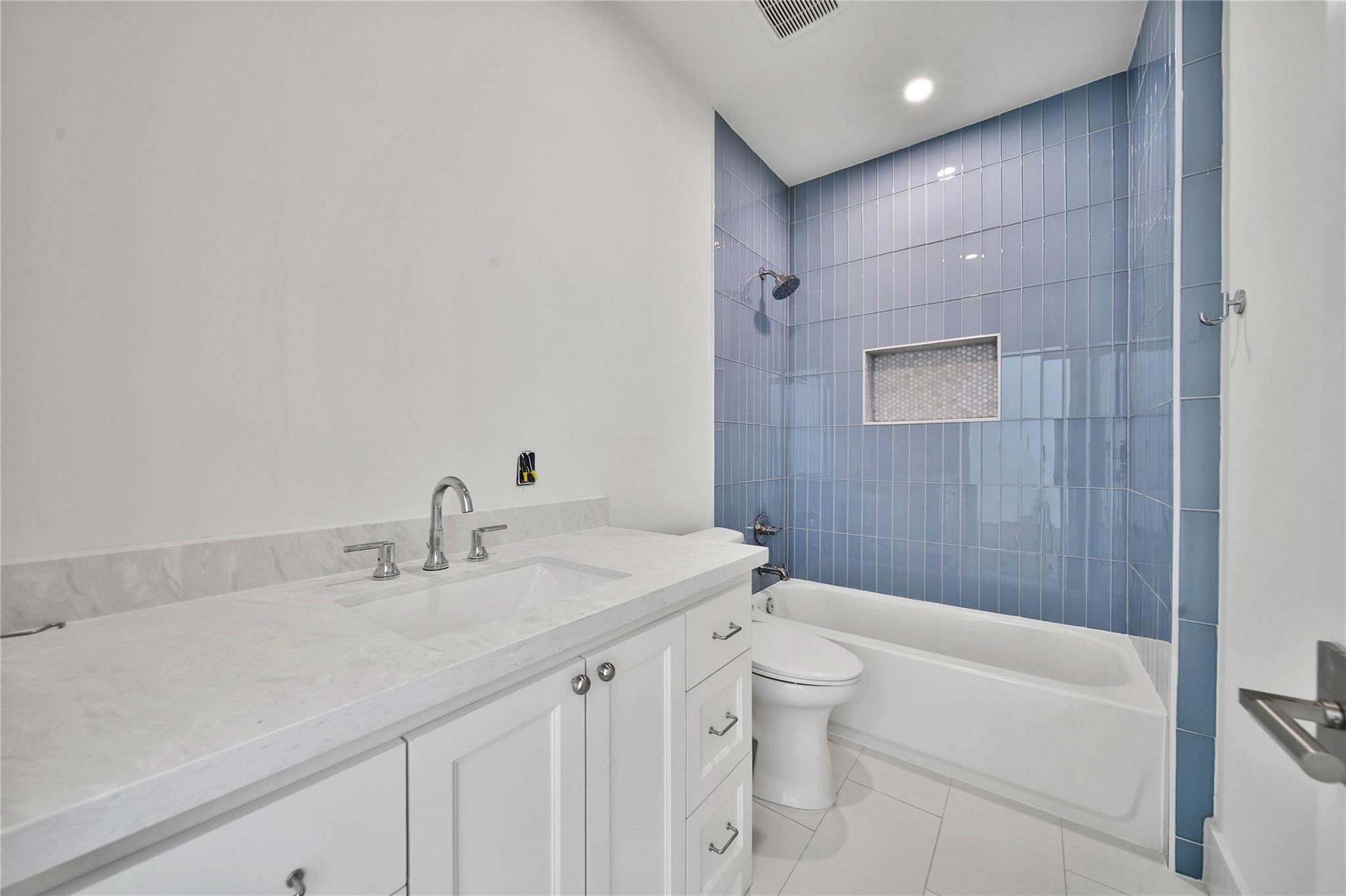 1191 Chamboard Lane