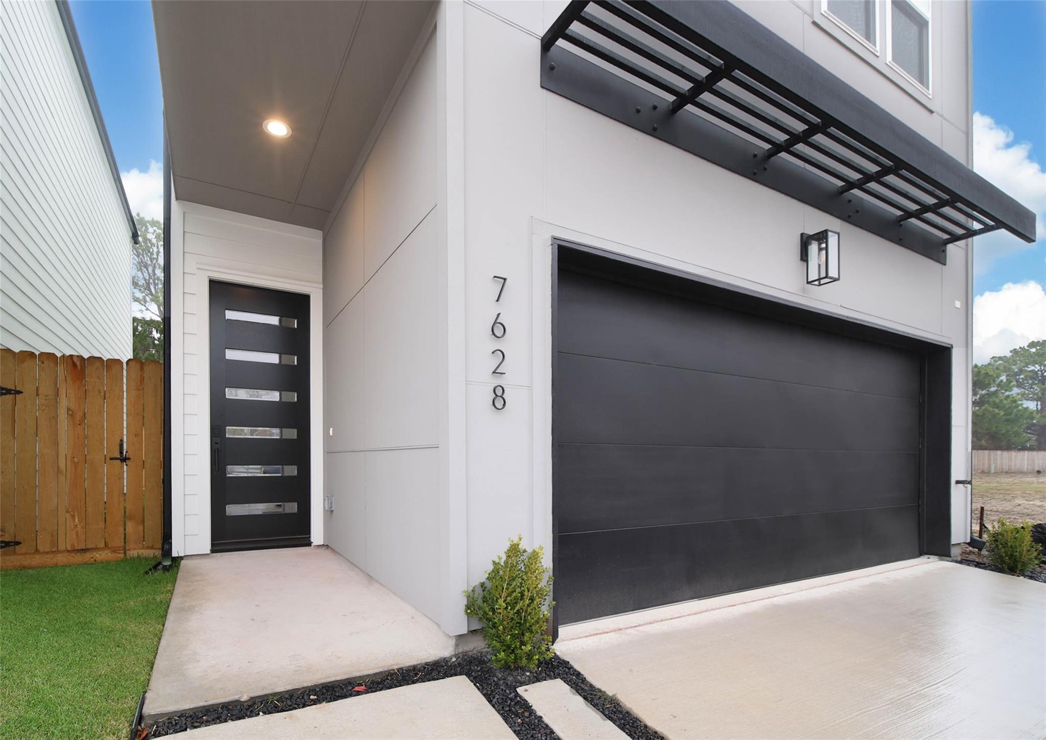 7628 Inwood Hills Lane